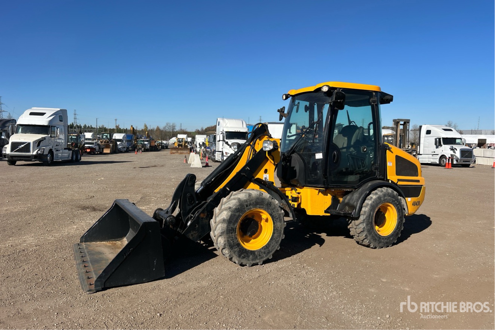 2017 JCB 407