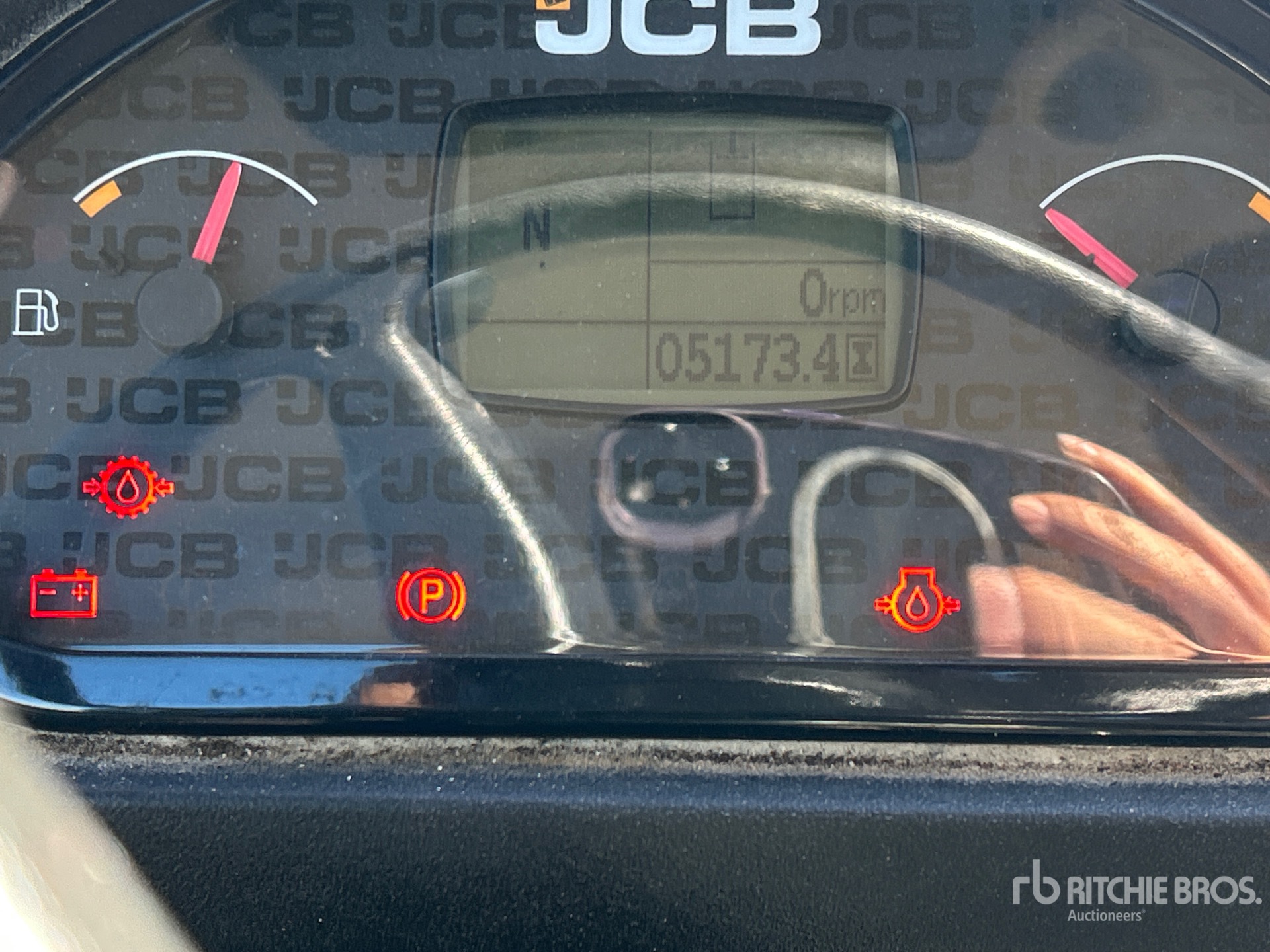 2017 JCB 407