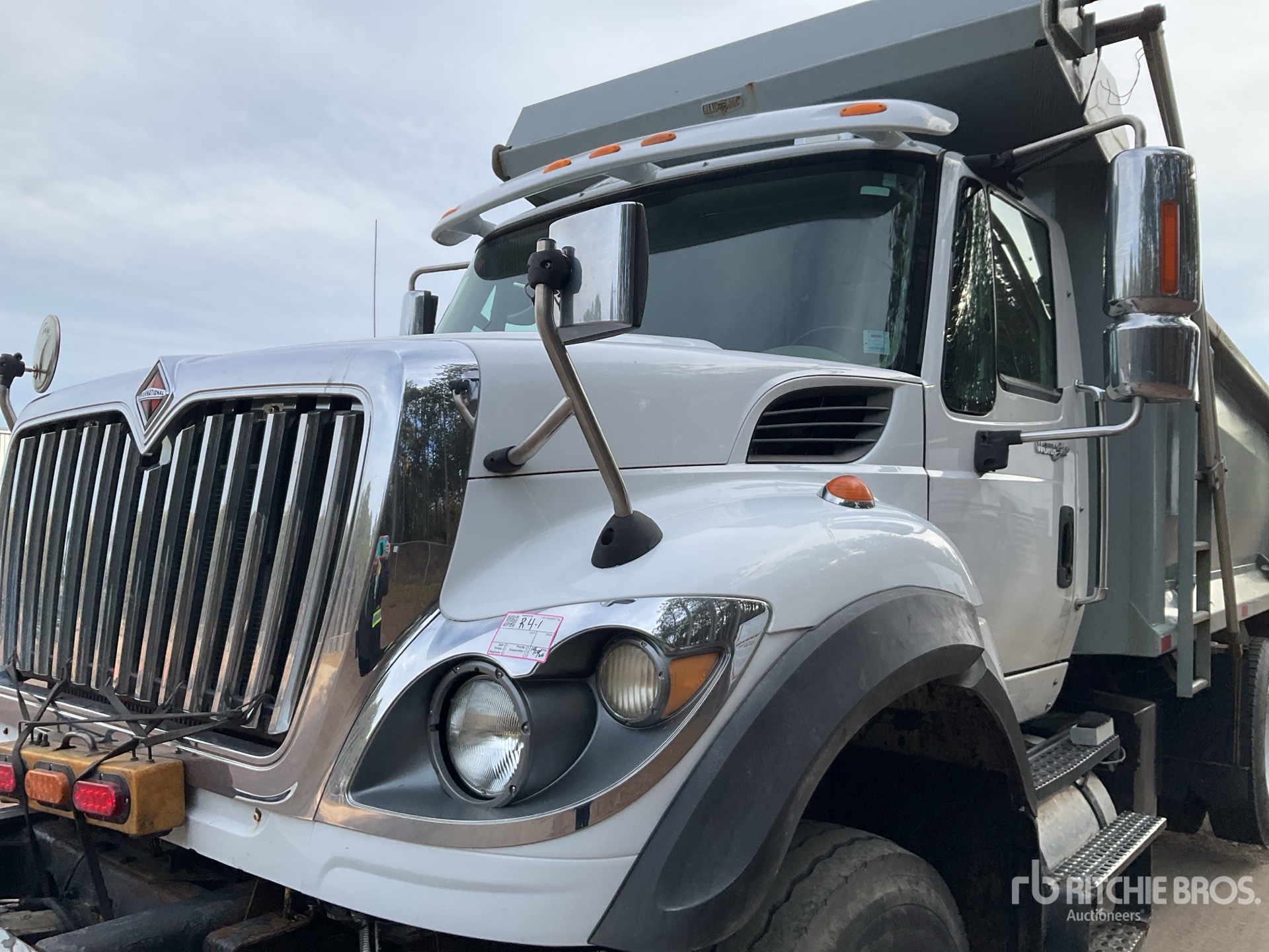 2014 International WORKSTAR