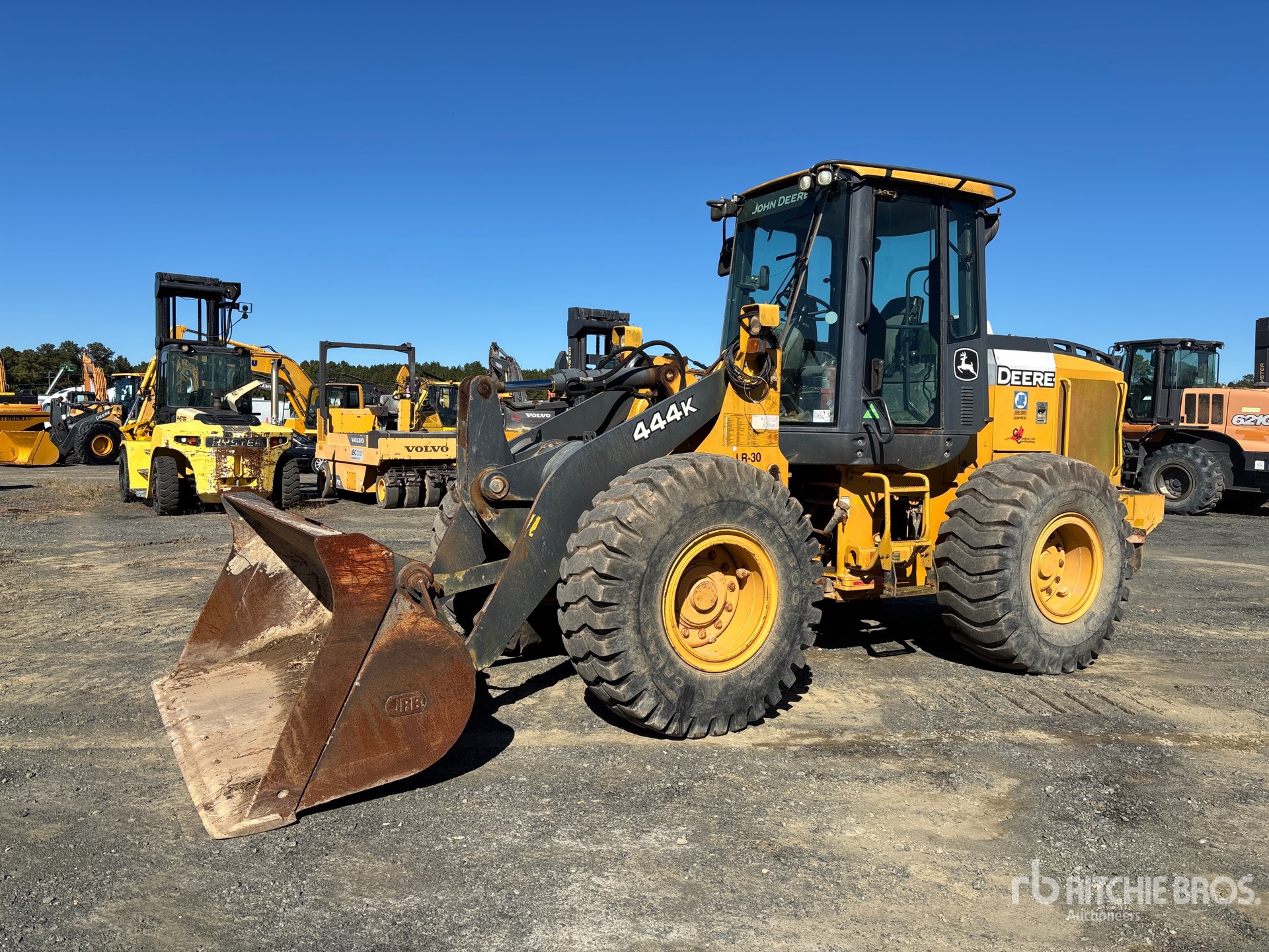 Photo of 2015 John Deere 444K