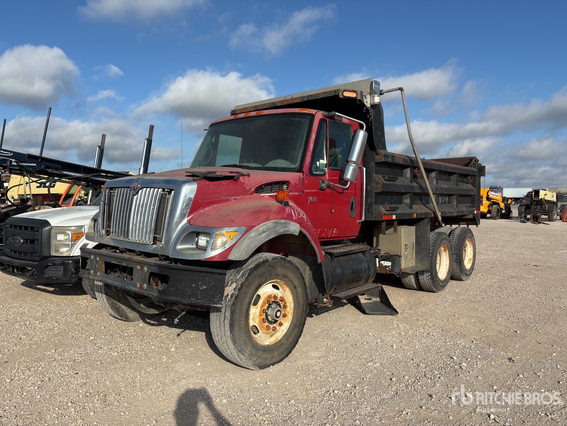 Photo of 2007 International 7400