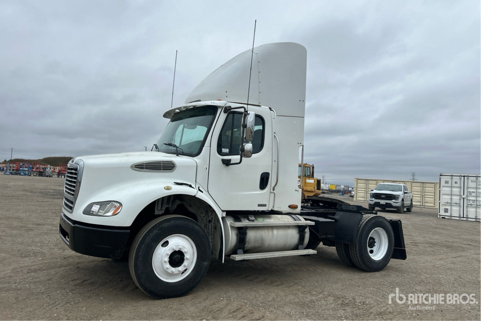 2004 Freightliner M2 112