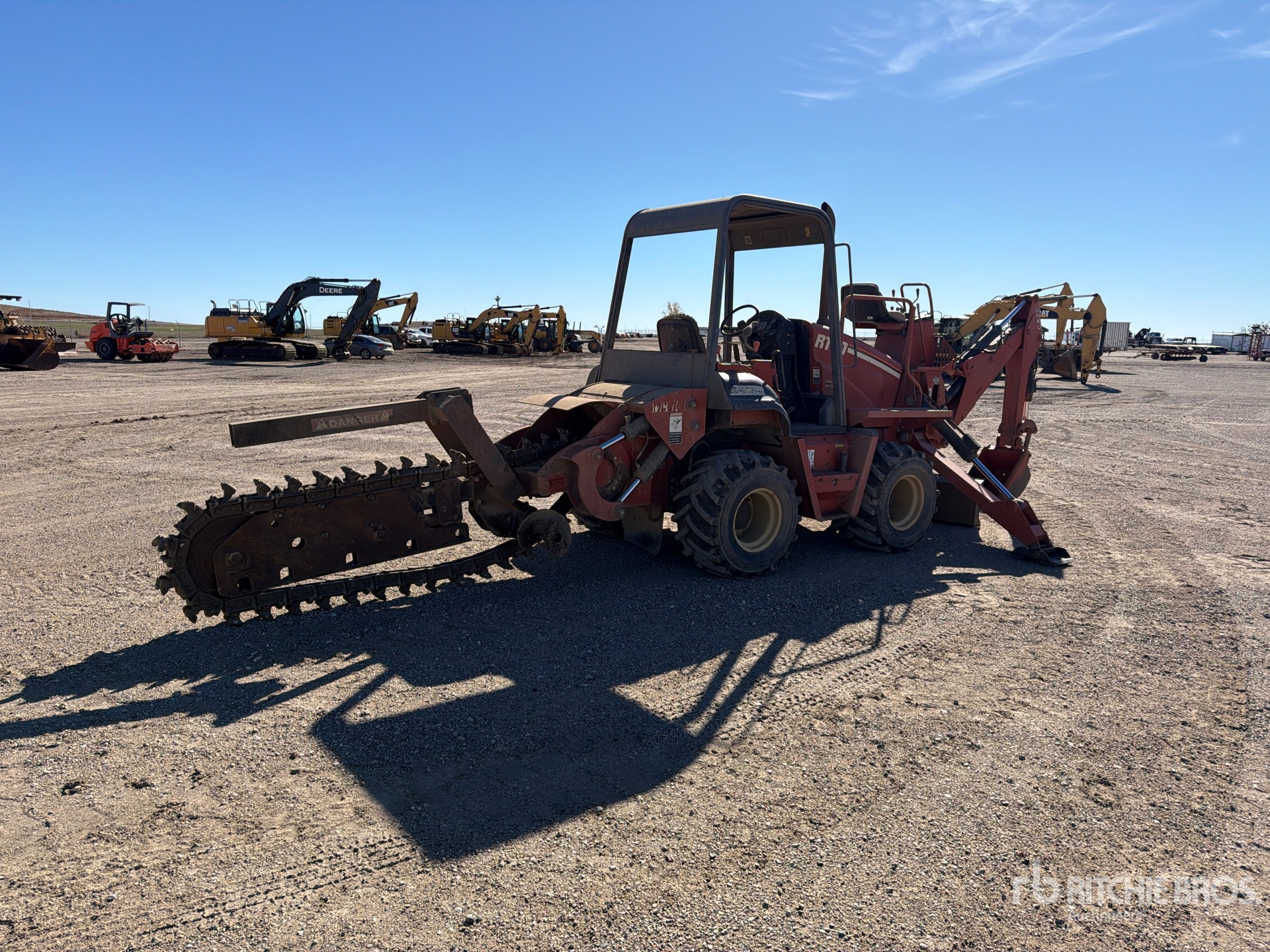 2004 Ditch Witch RT70M