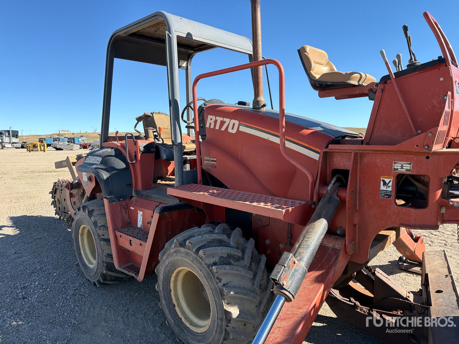 2004 Ditch Witch RT70M