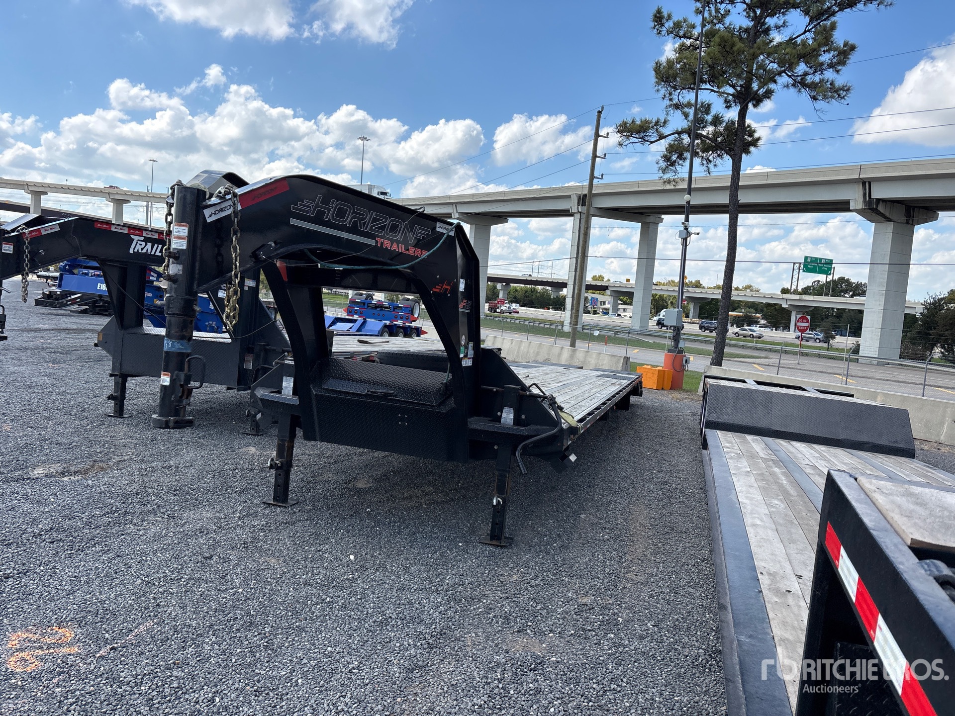 2025 Horizon Gooseneck