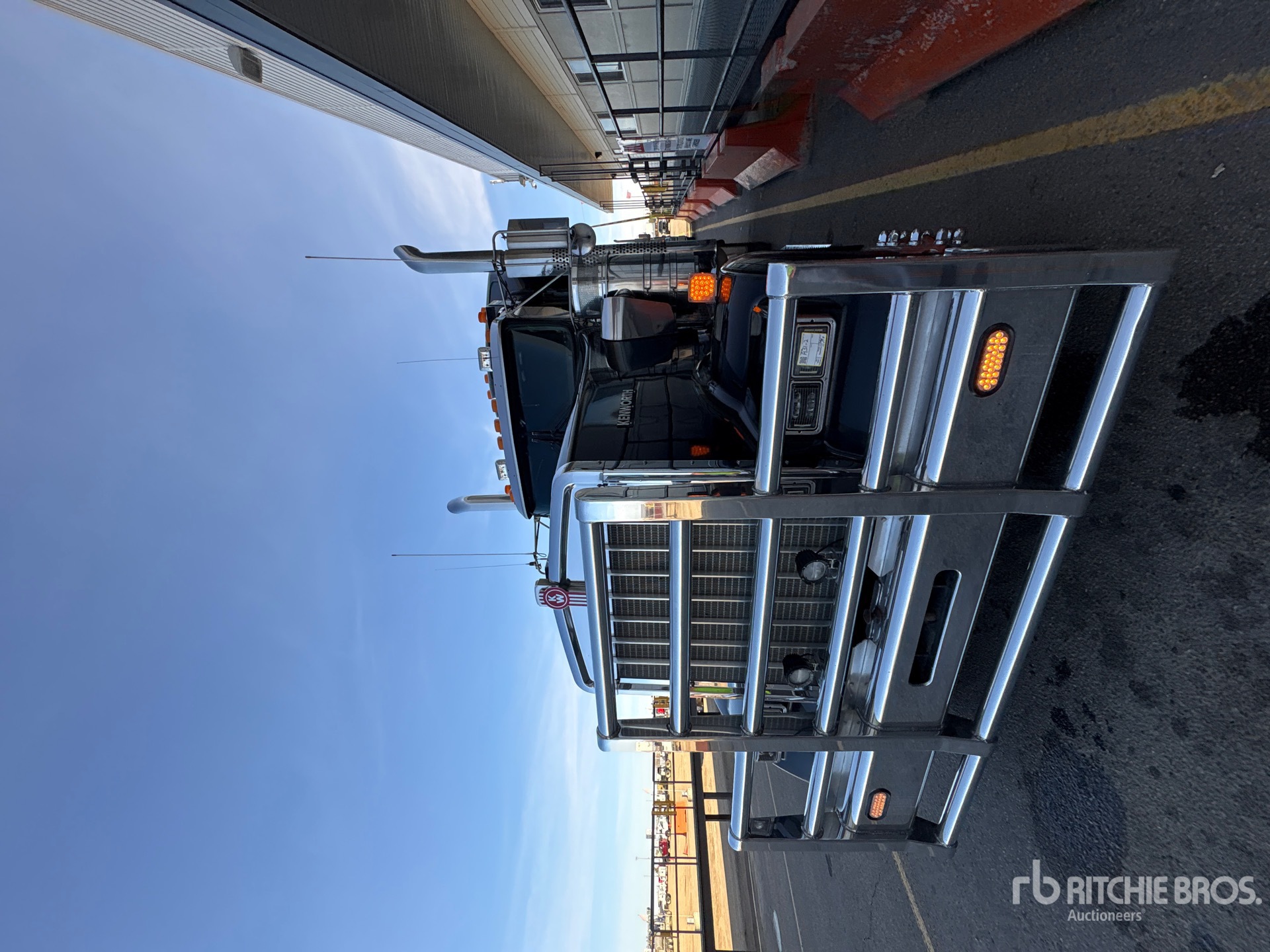 2021 Kenworth W900