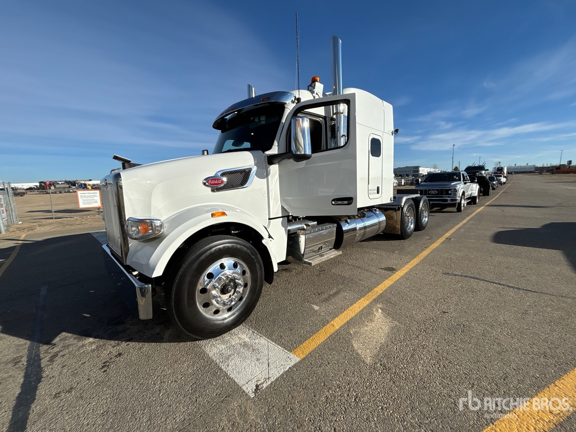 2022 Peterbilt 567