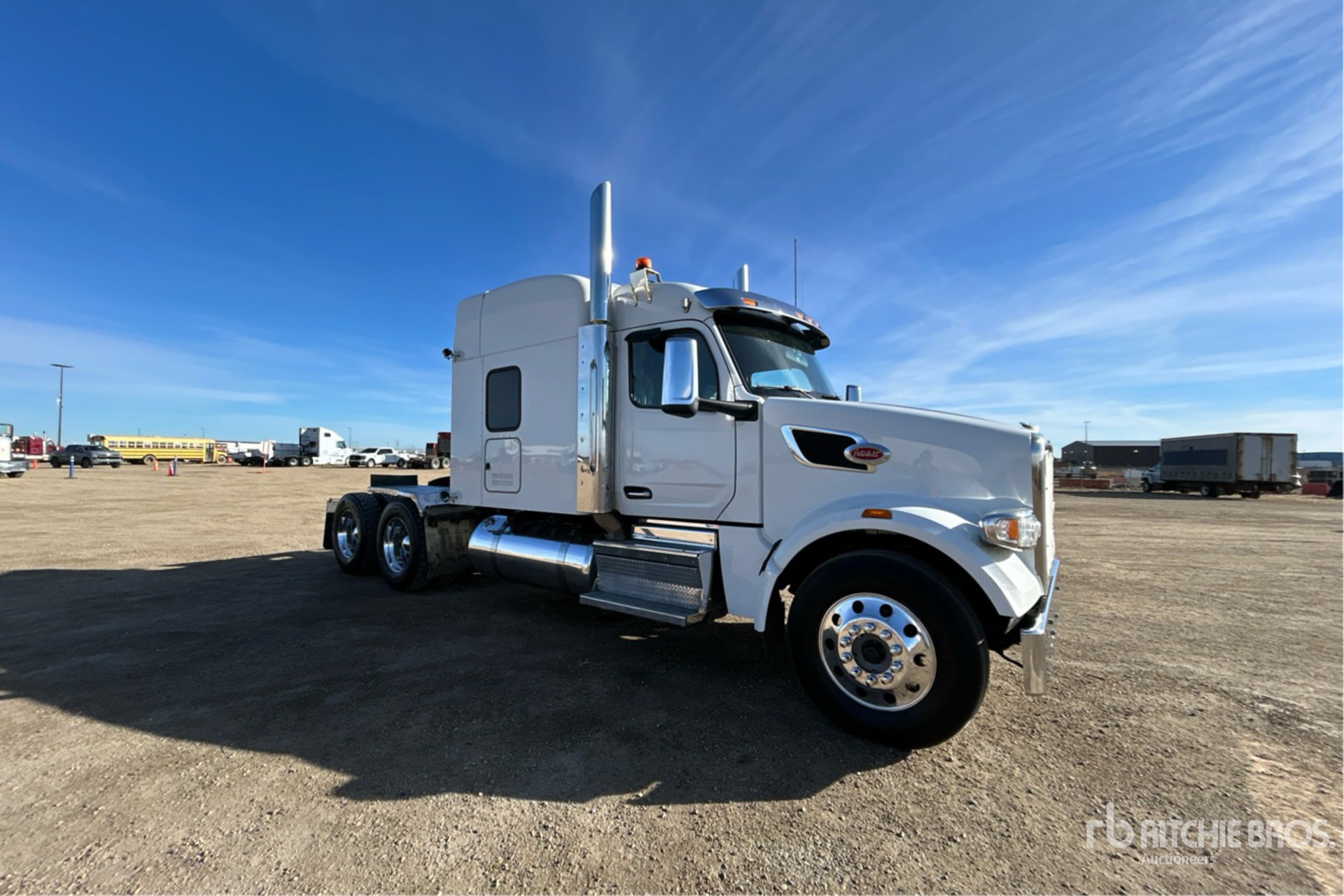 2022 Peterbilt 567