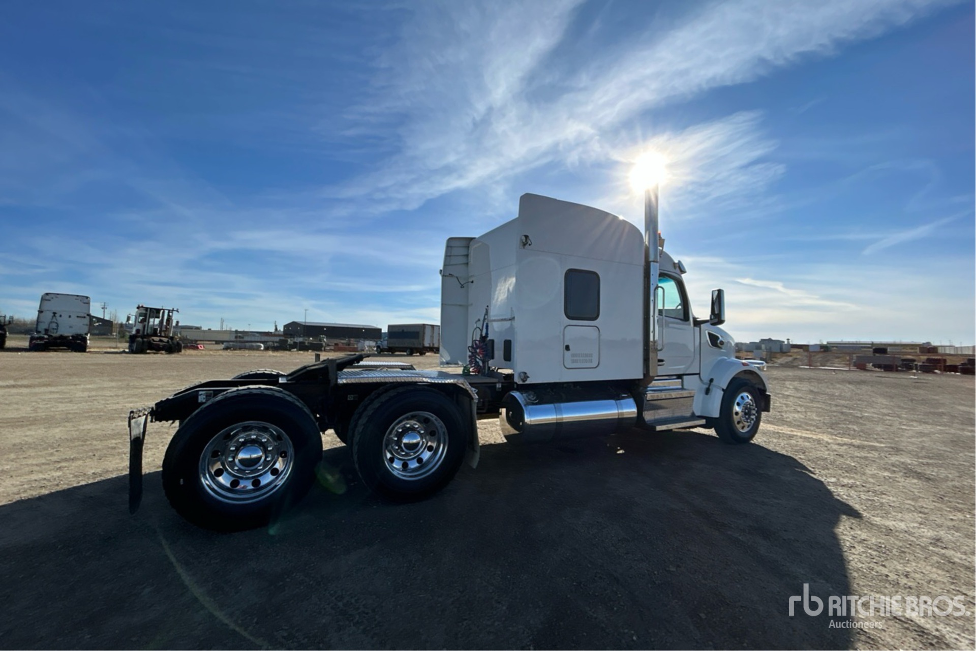 2022 Peterbilt 567