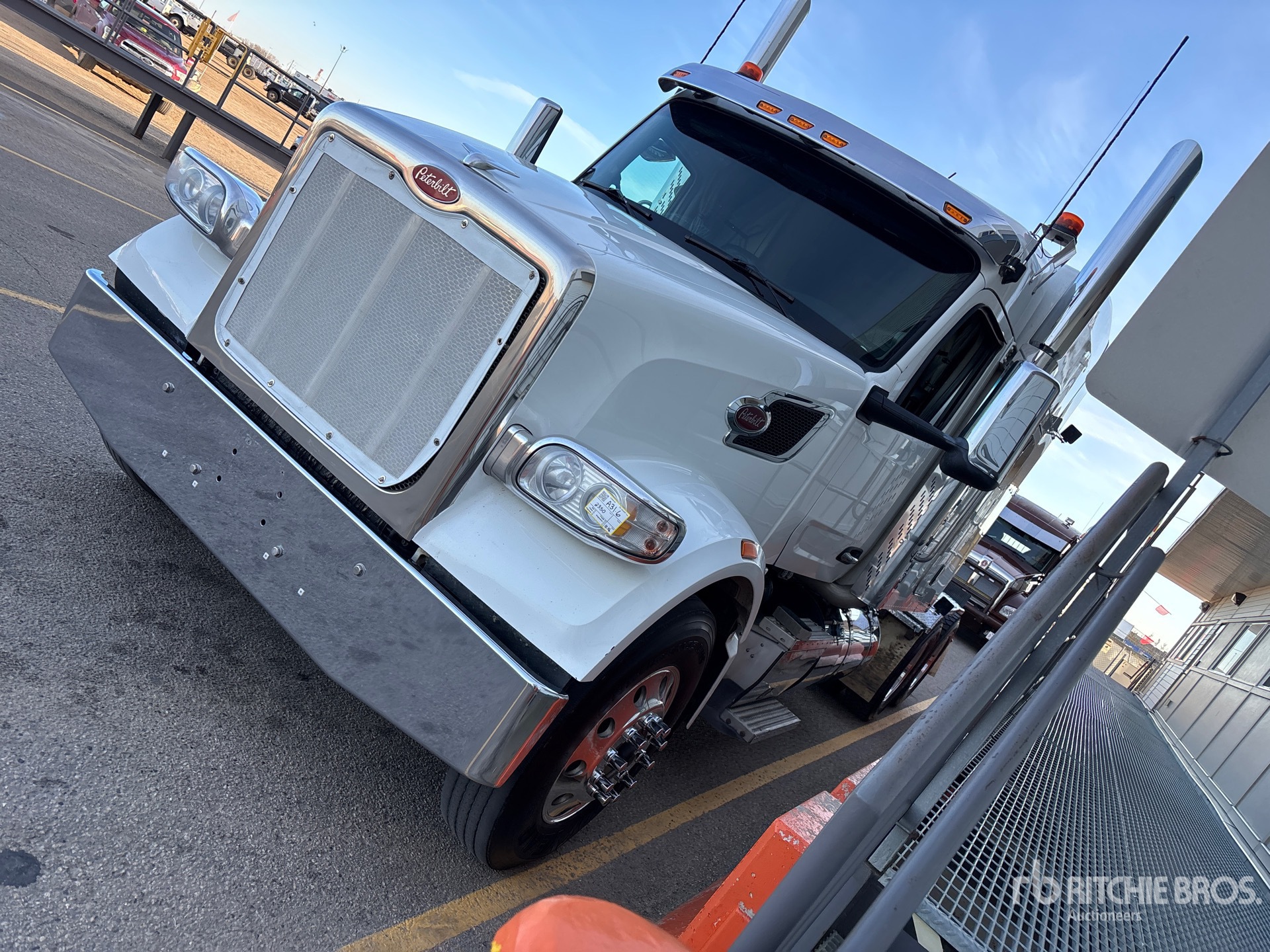 2022 Peterbilt 567