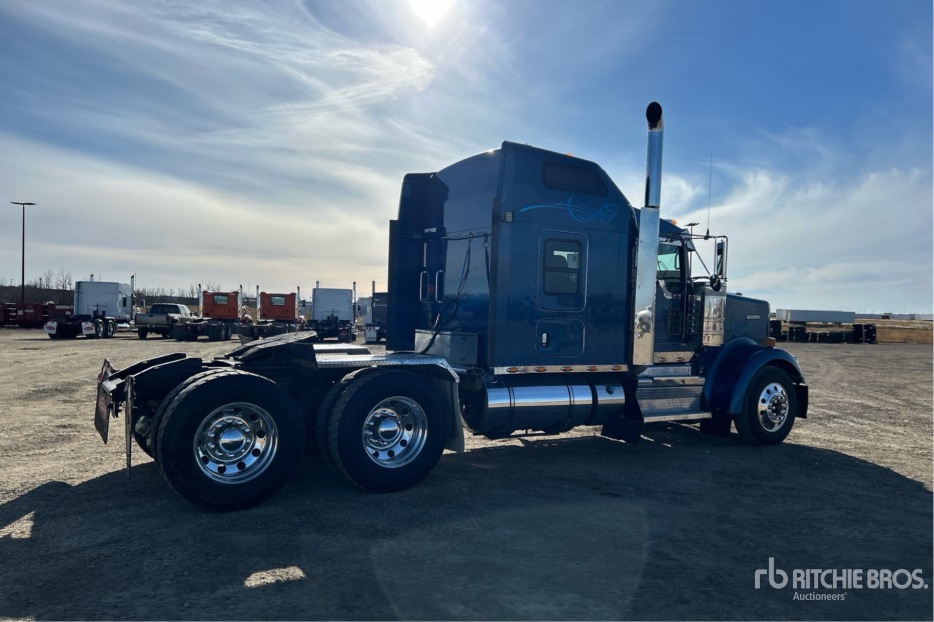 2019 Kenworth W900