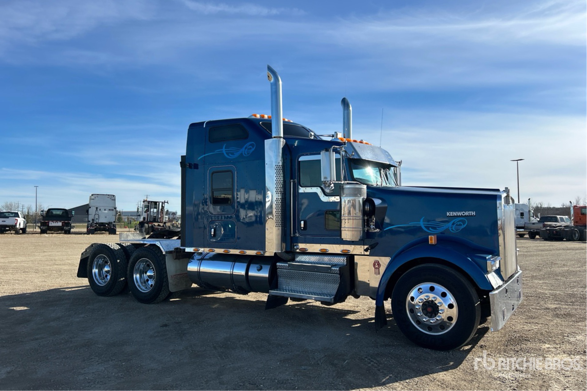 2019 Kenworth W900