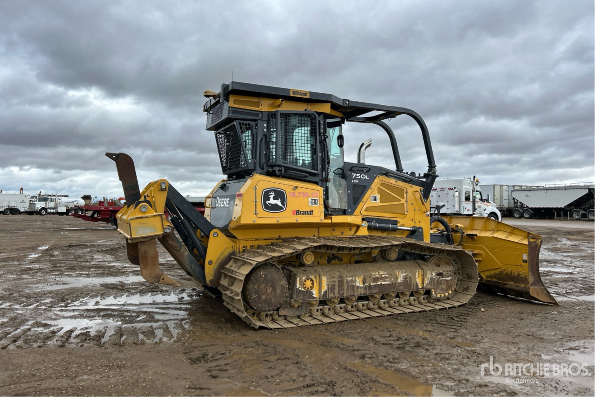 2022 John Deere 750L LGP