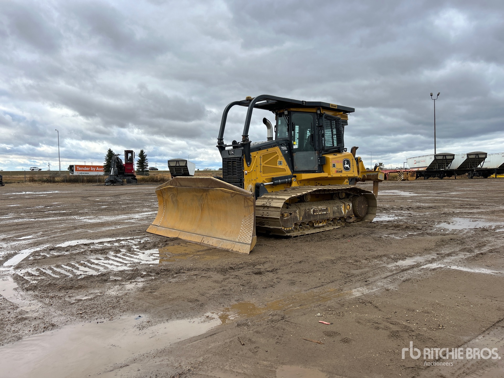 2022 John Deere 750L LGP