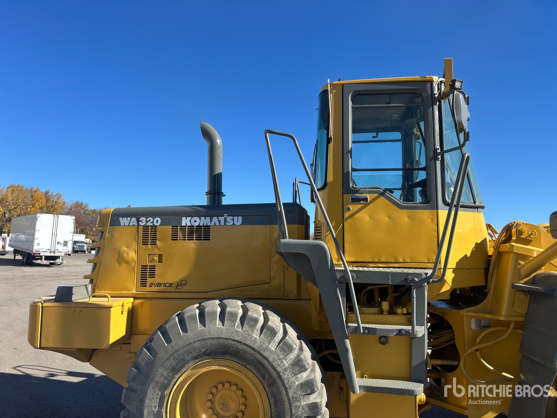 1998 Komatsu WA320-3A
