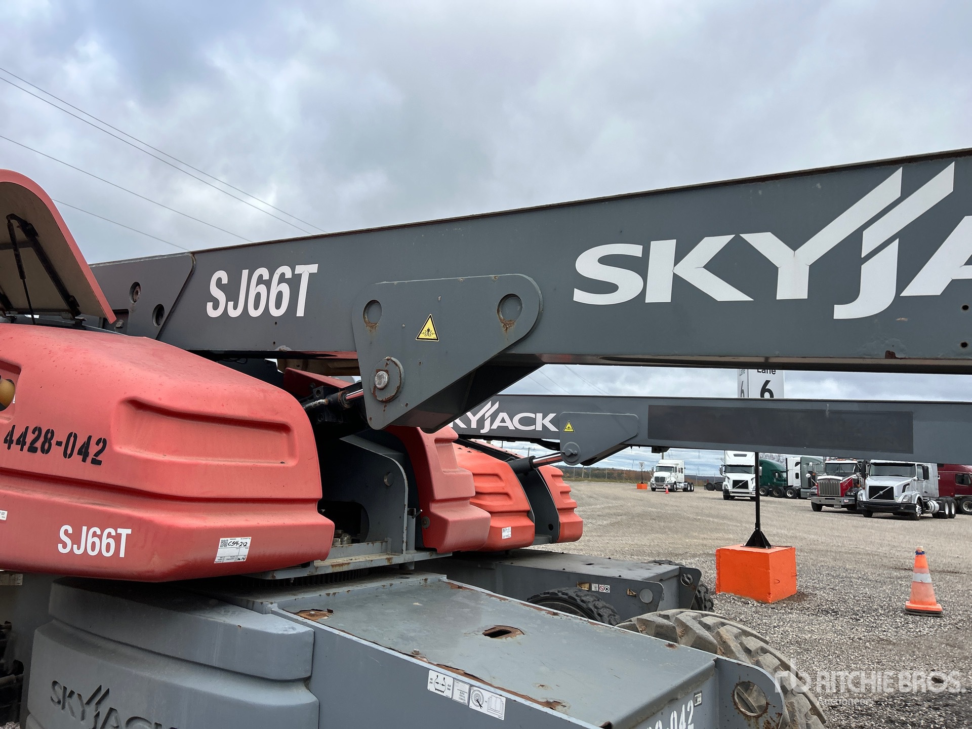 2017 Skyjack SJ66T