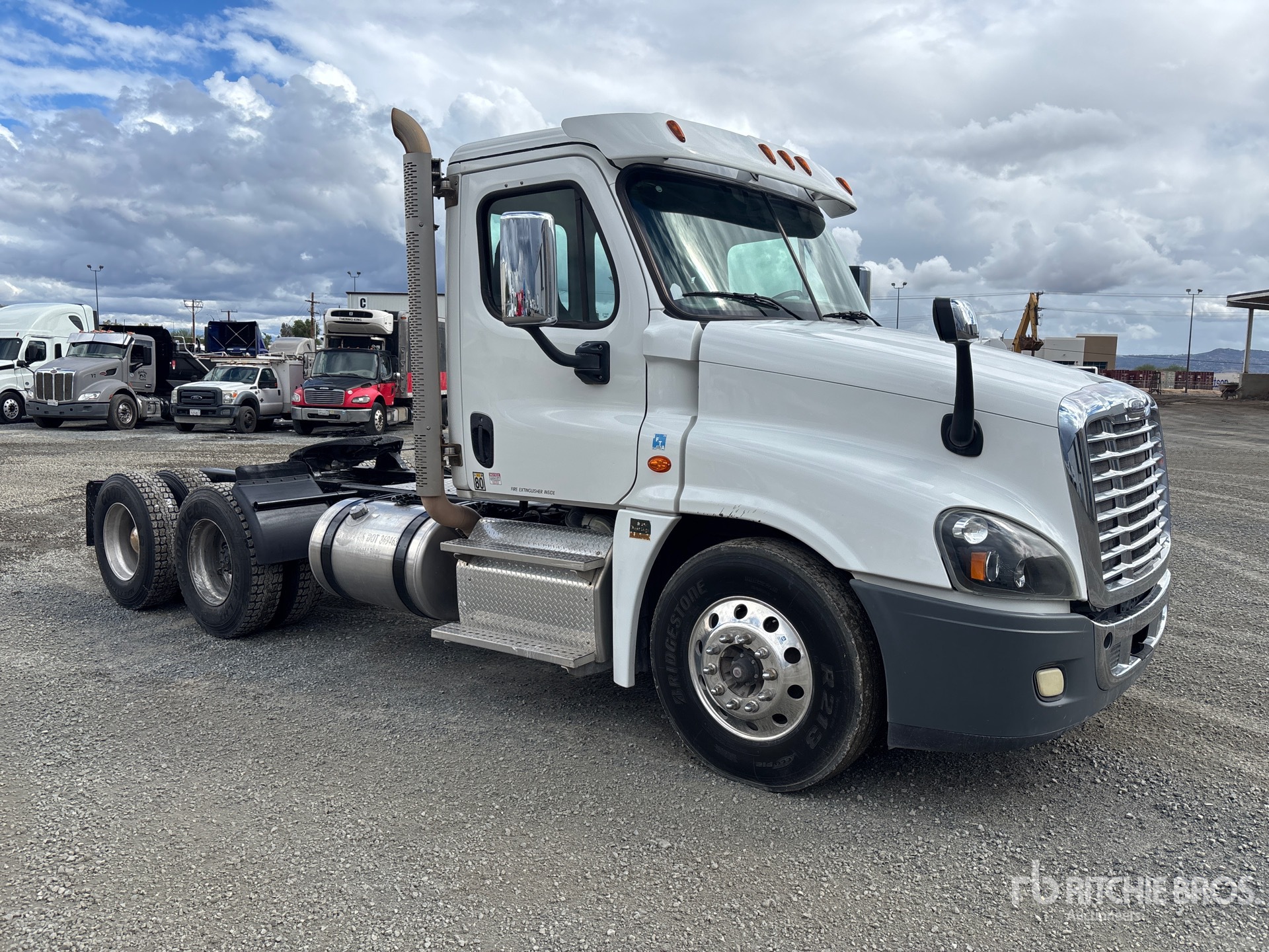2016 Freightliner CASCADIA 125