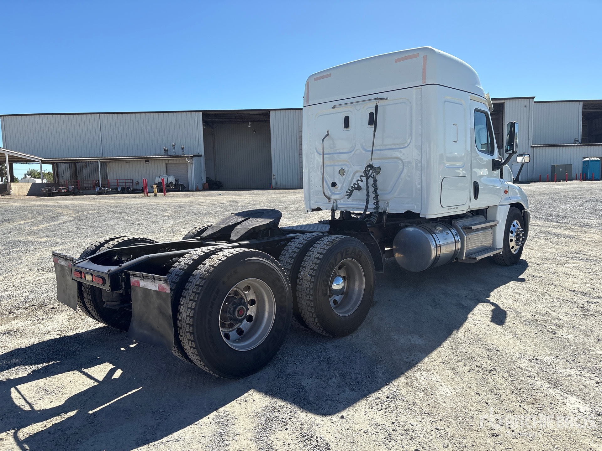 2020 Freightliner CASCADIA 125