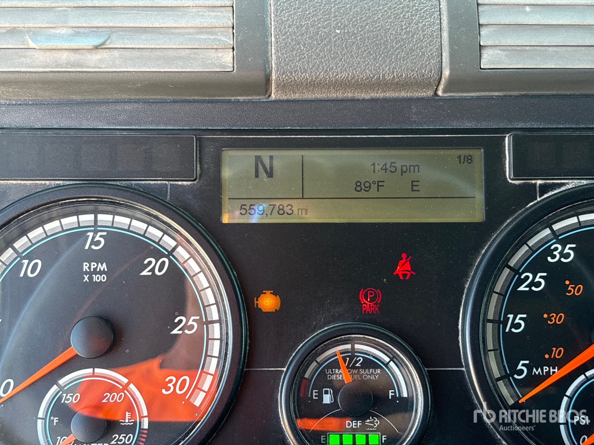 2020 Freightliner CASCADIA 125