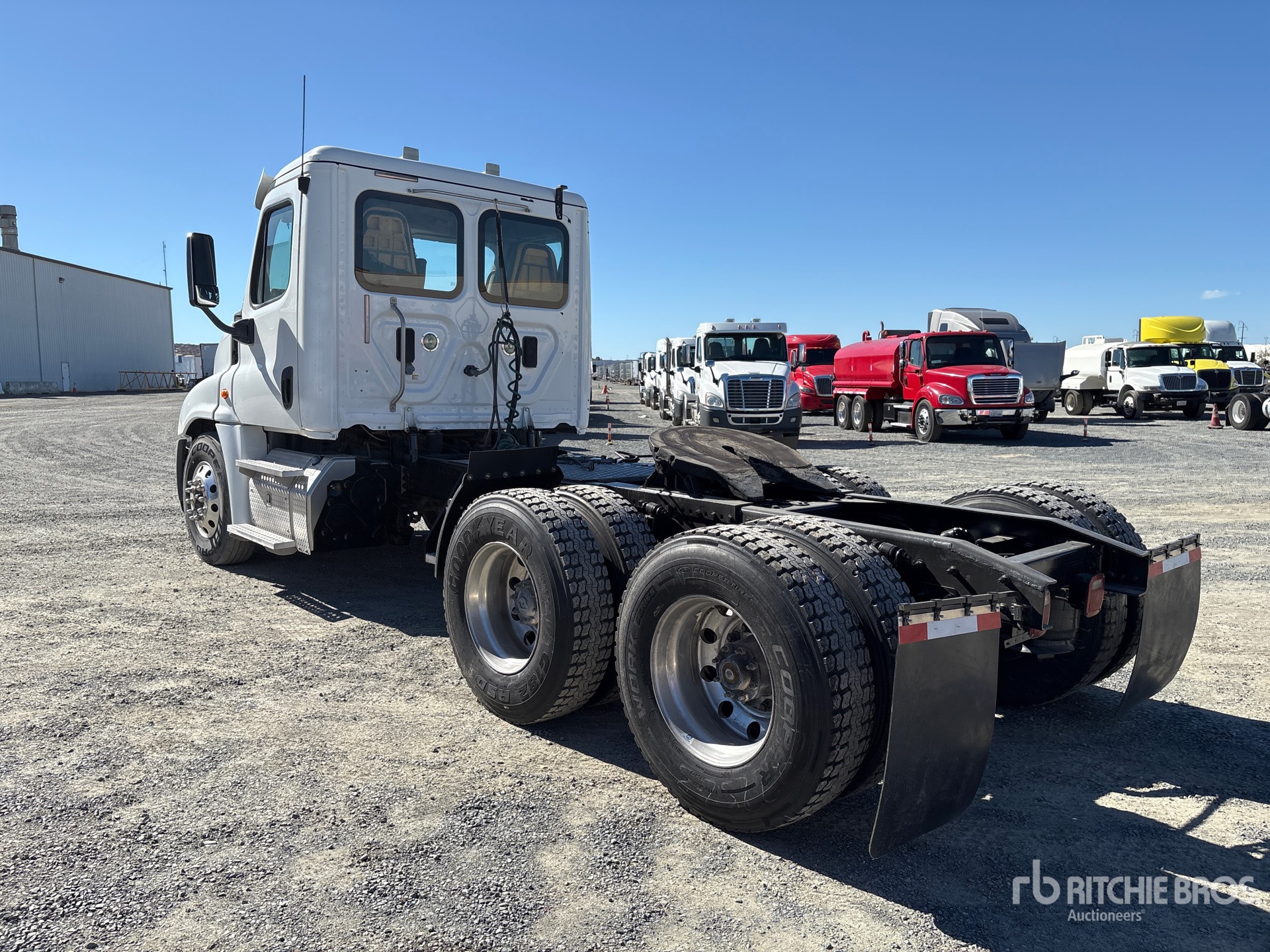 2017 Freightliner CASCADIA 125