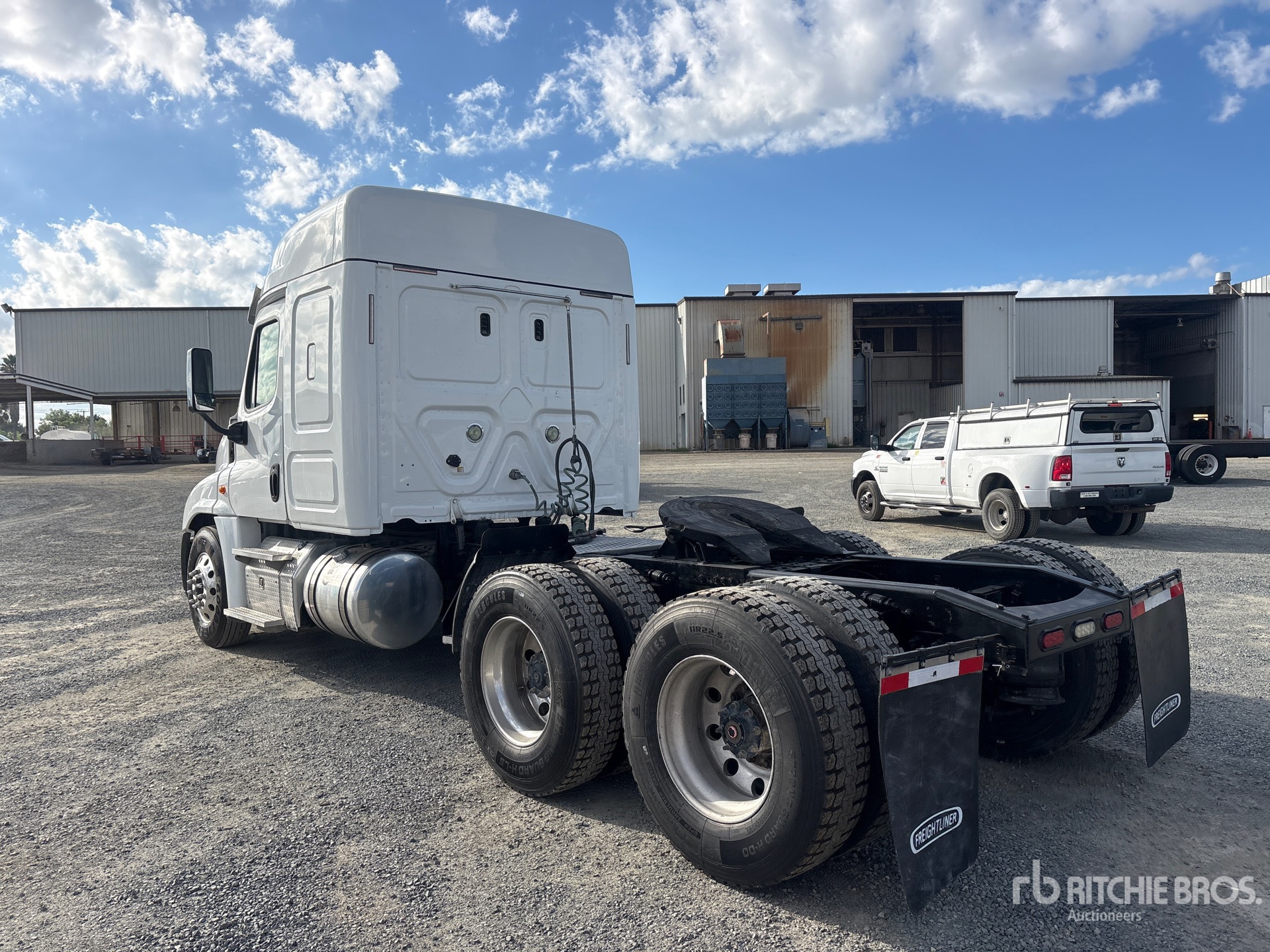 2018 Freightliner CASCADIA 125