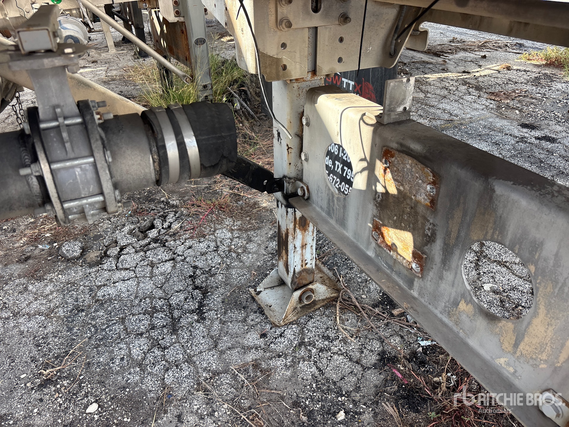 2013 Heil 8400 GAL T/A