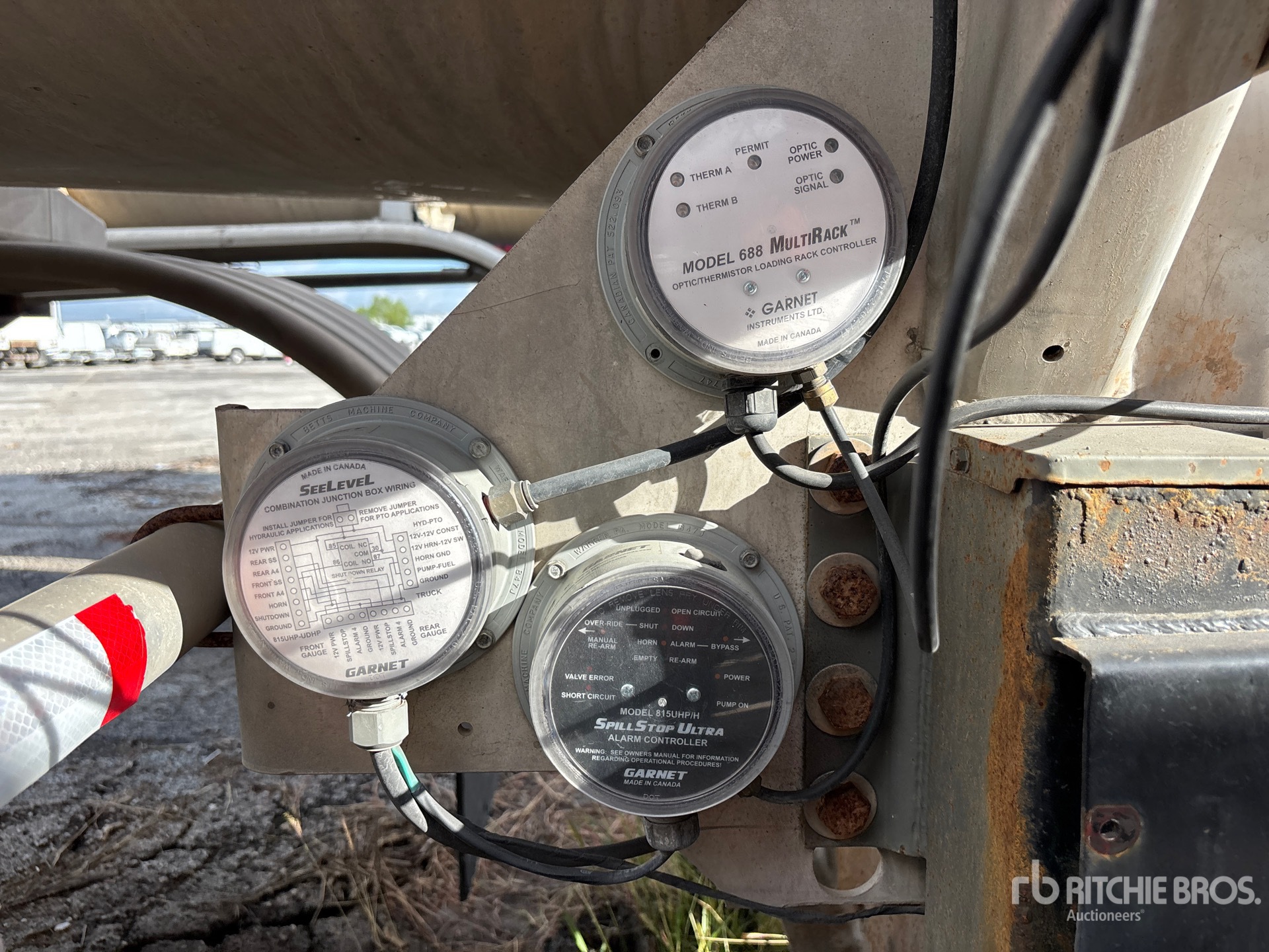 2012 Polar 8400 GAL T/A