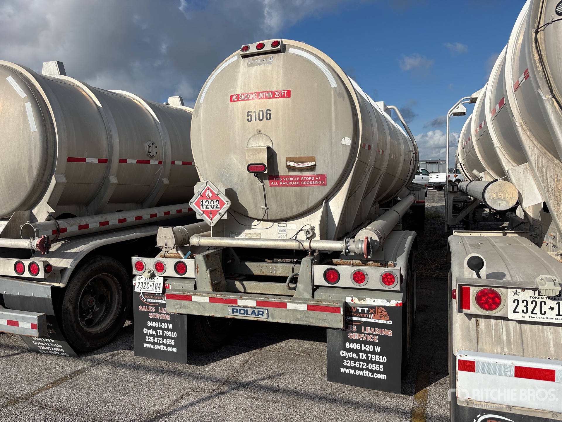 2012 Polar 8400 GAL T/A