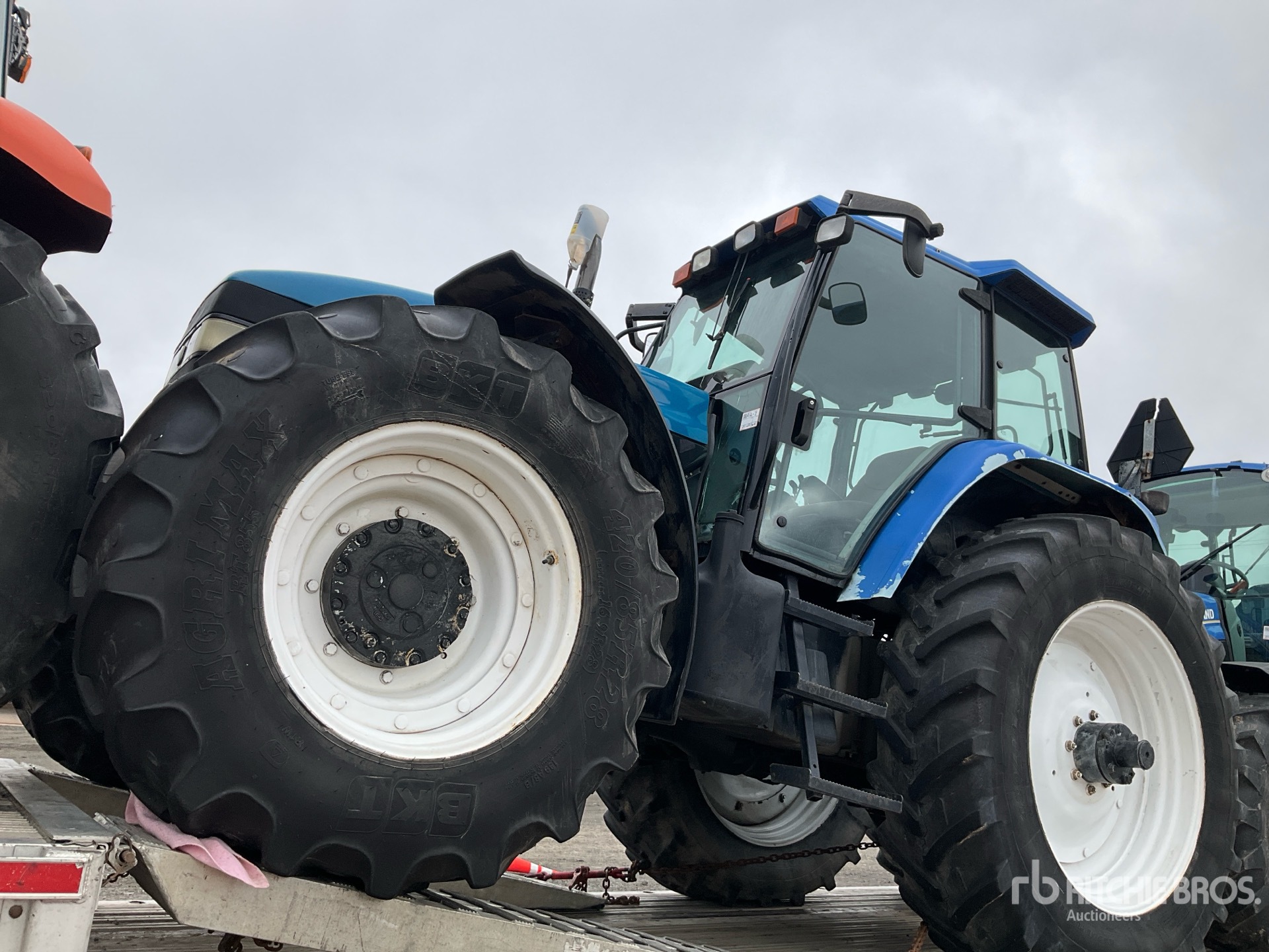 2001 New Holland TM150