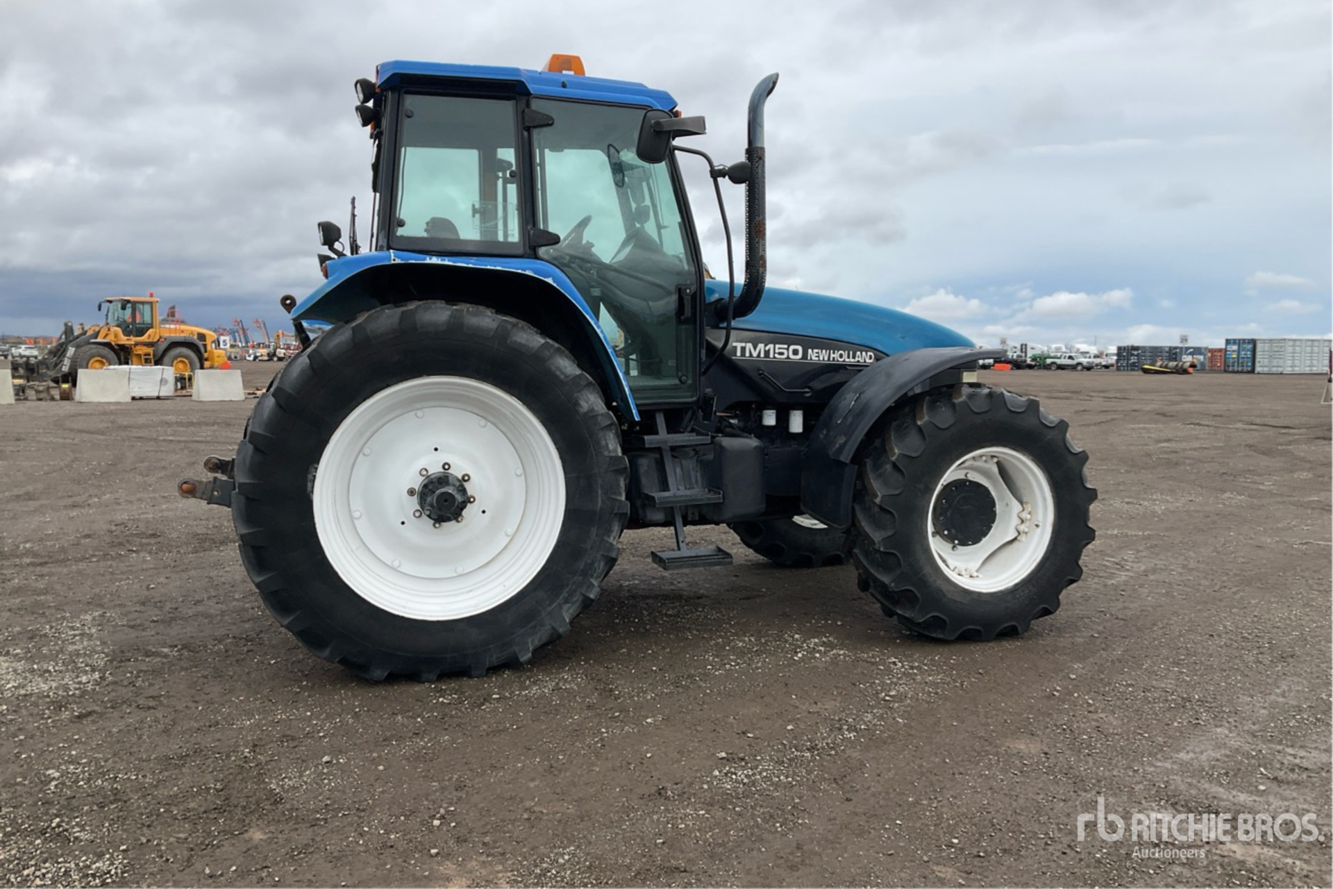 2001 New Holland TM150