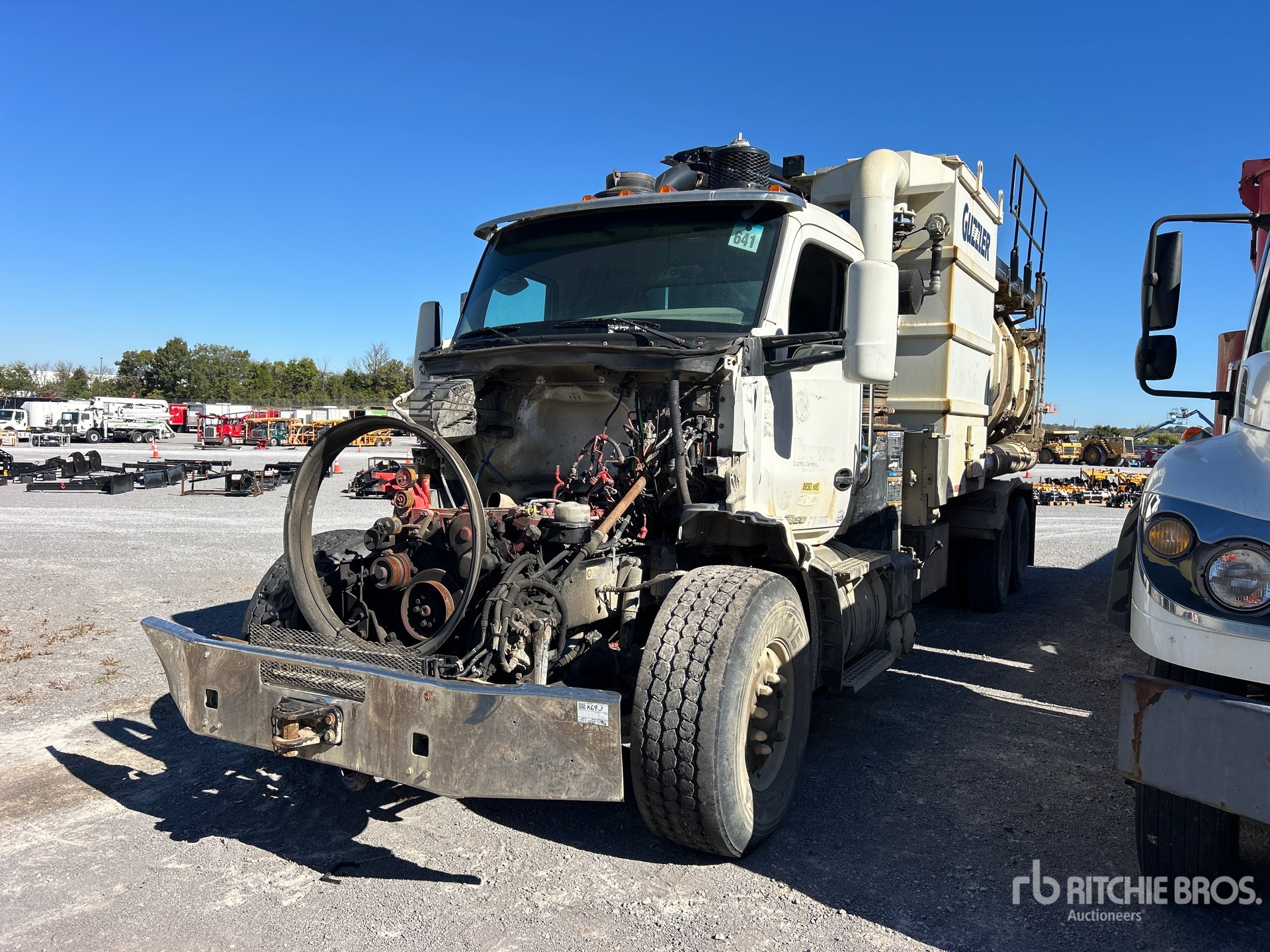 2016 Kenworth T880