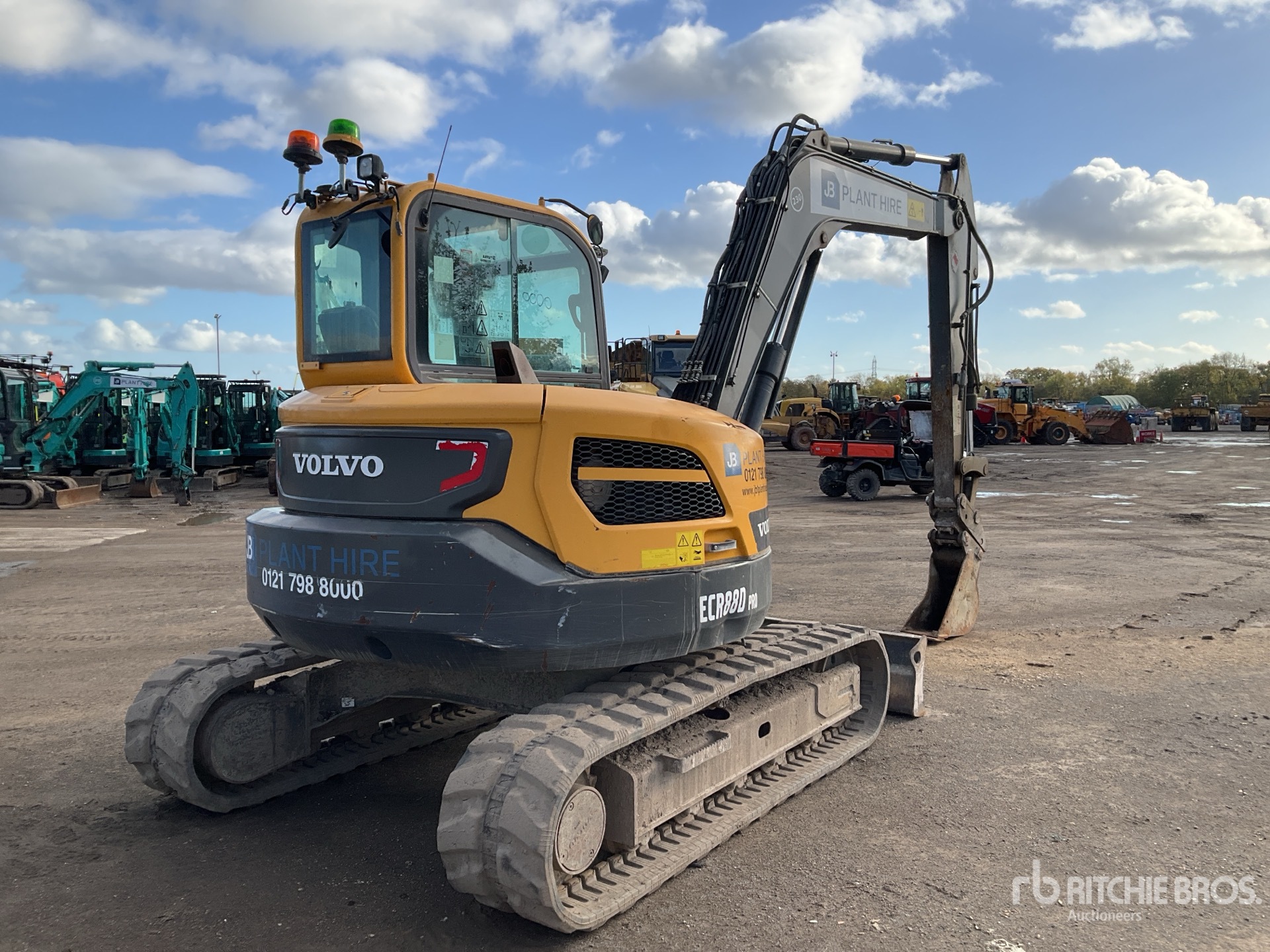 2021 Volvo ECR88D