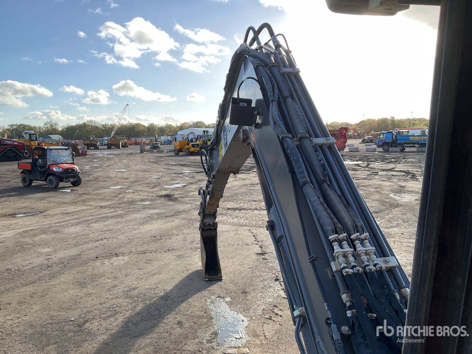 2021 Volvo ECR88D