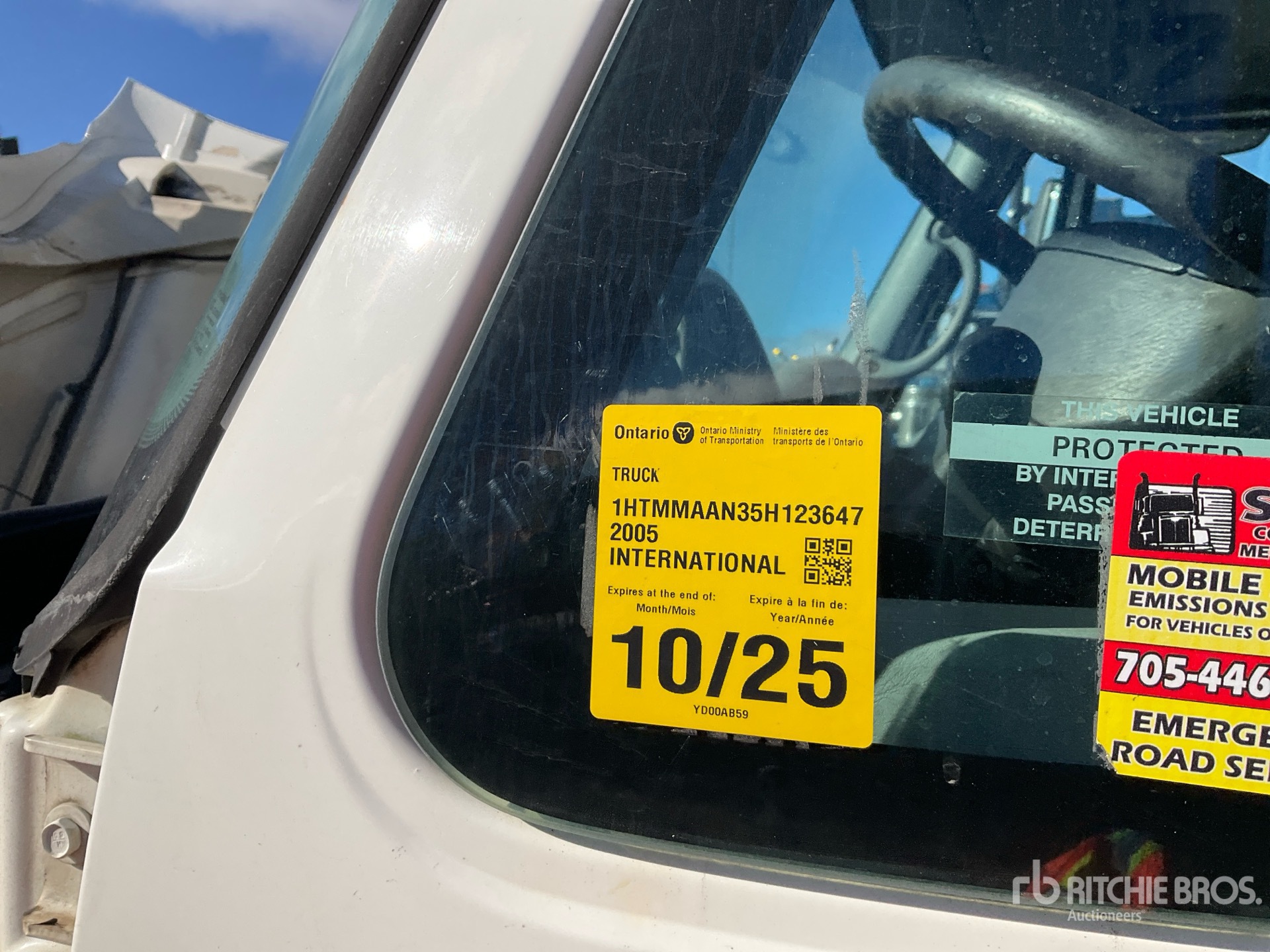 2005 International 4300