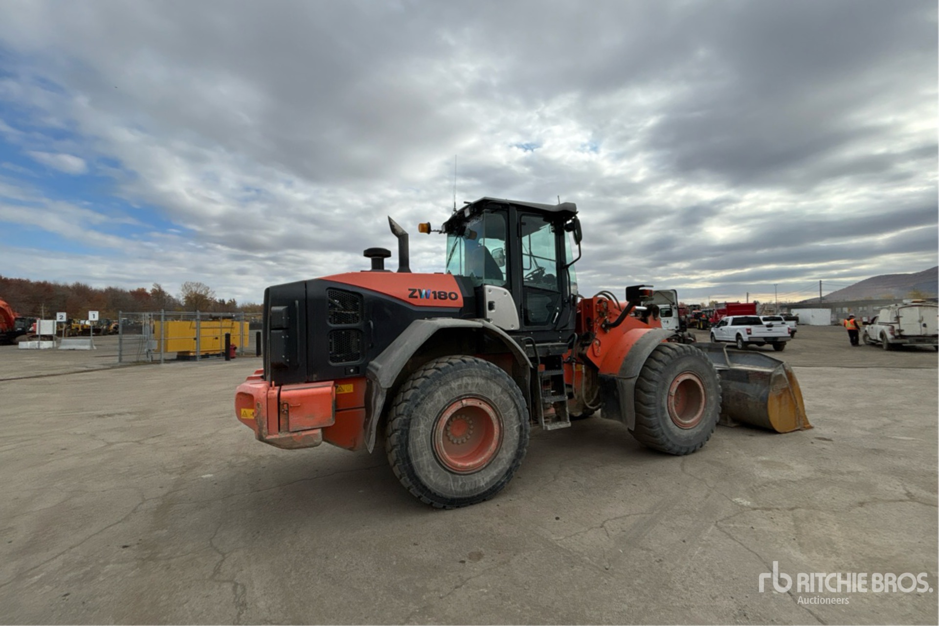 2018 Hitachi ZW180-5B