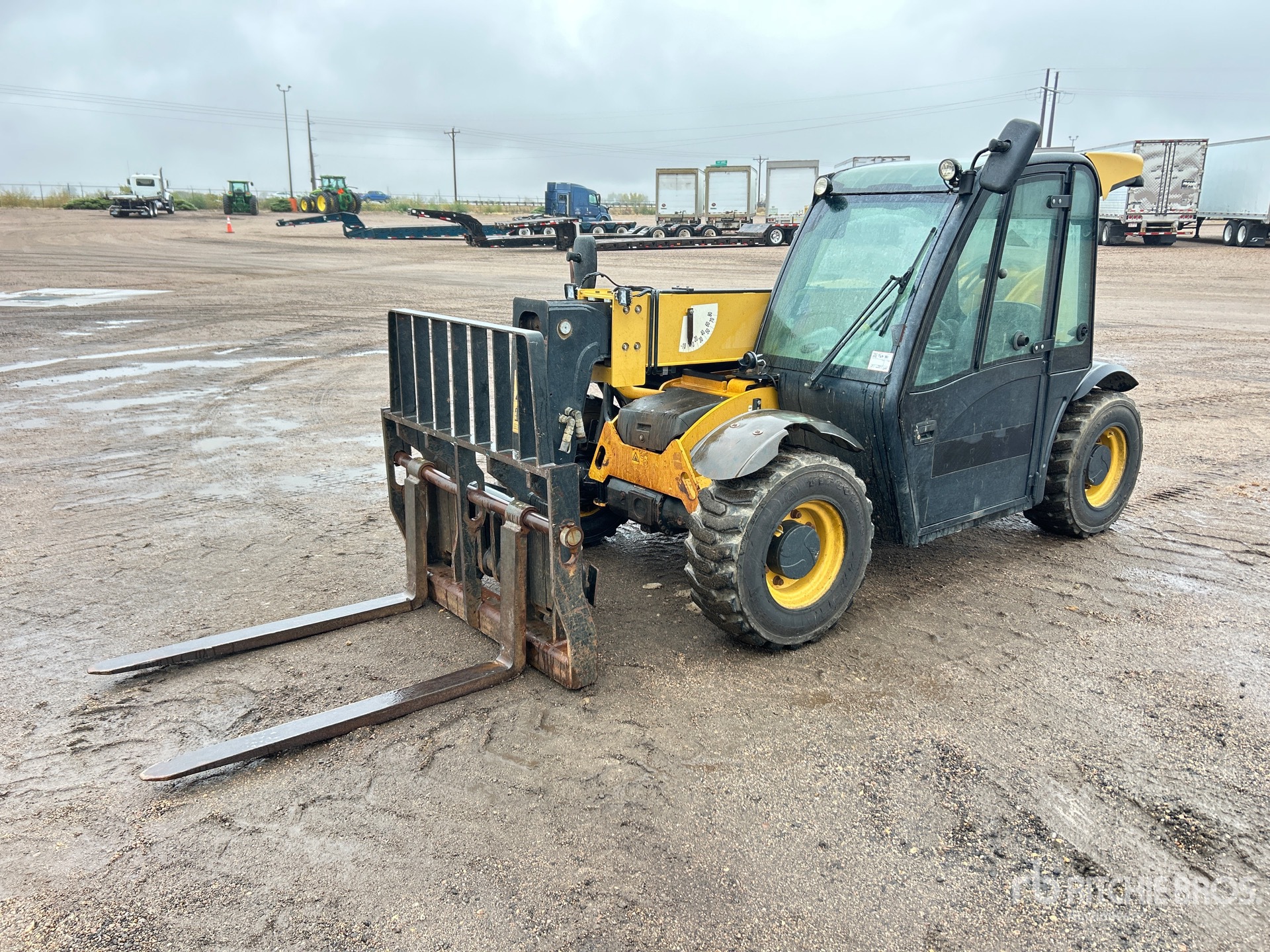 Photo of 2015 Caterpillar TH255C