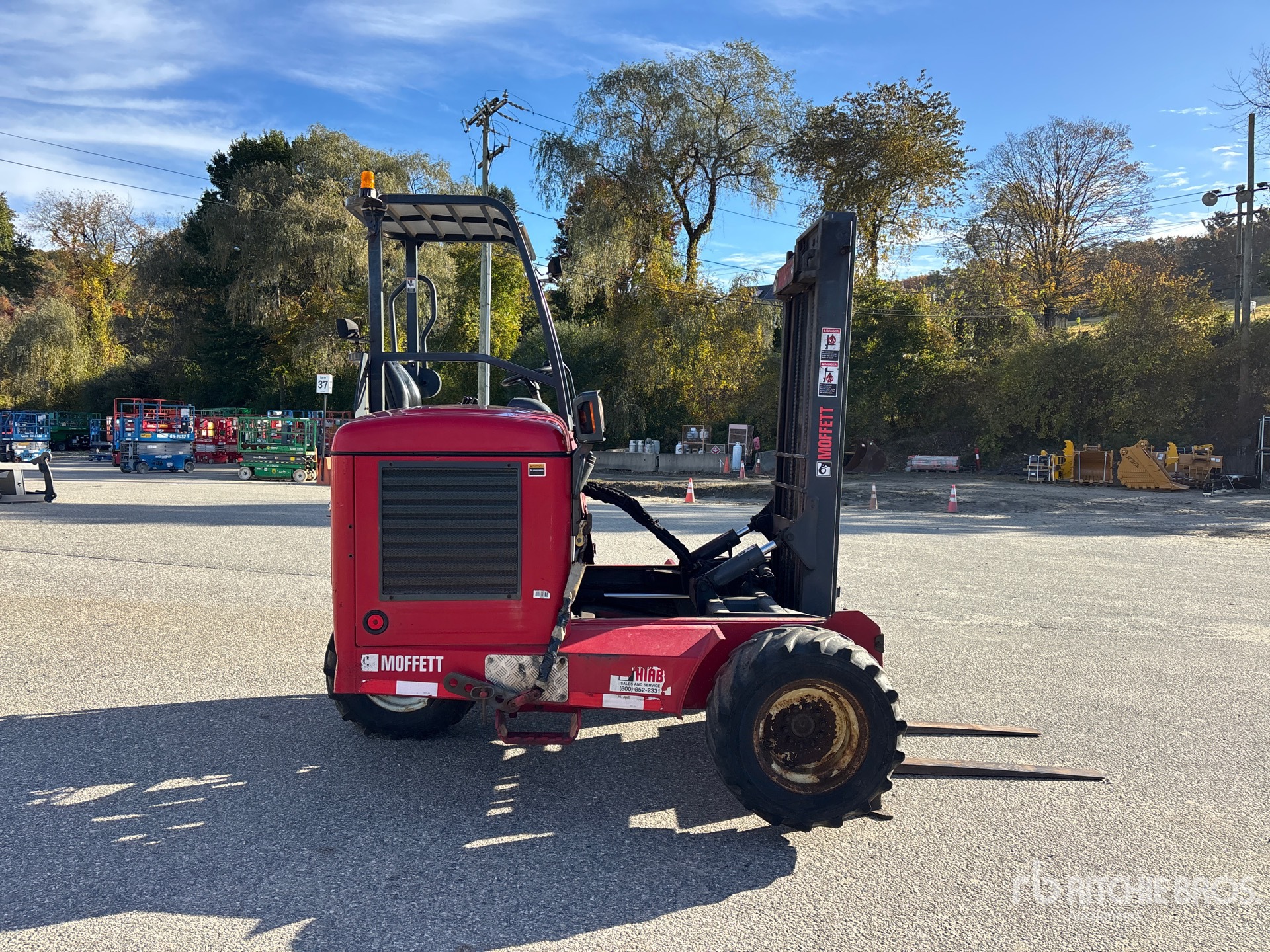 2015 Moffett M8 55.3