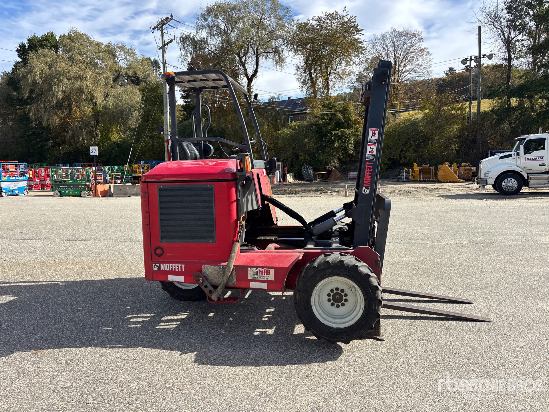 2016 Moffett M8 55.3