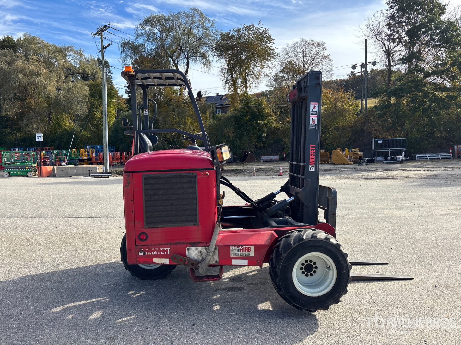 2016 Moffett M8 50.3