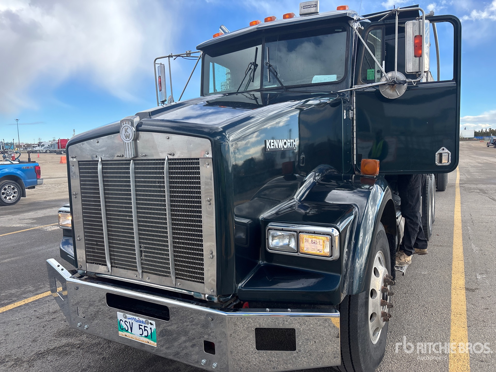 1996 Kenworth T800
