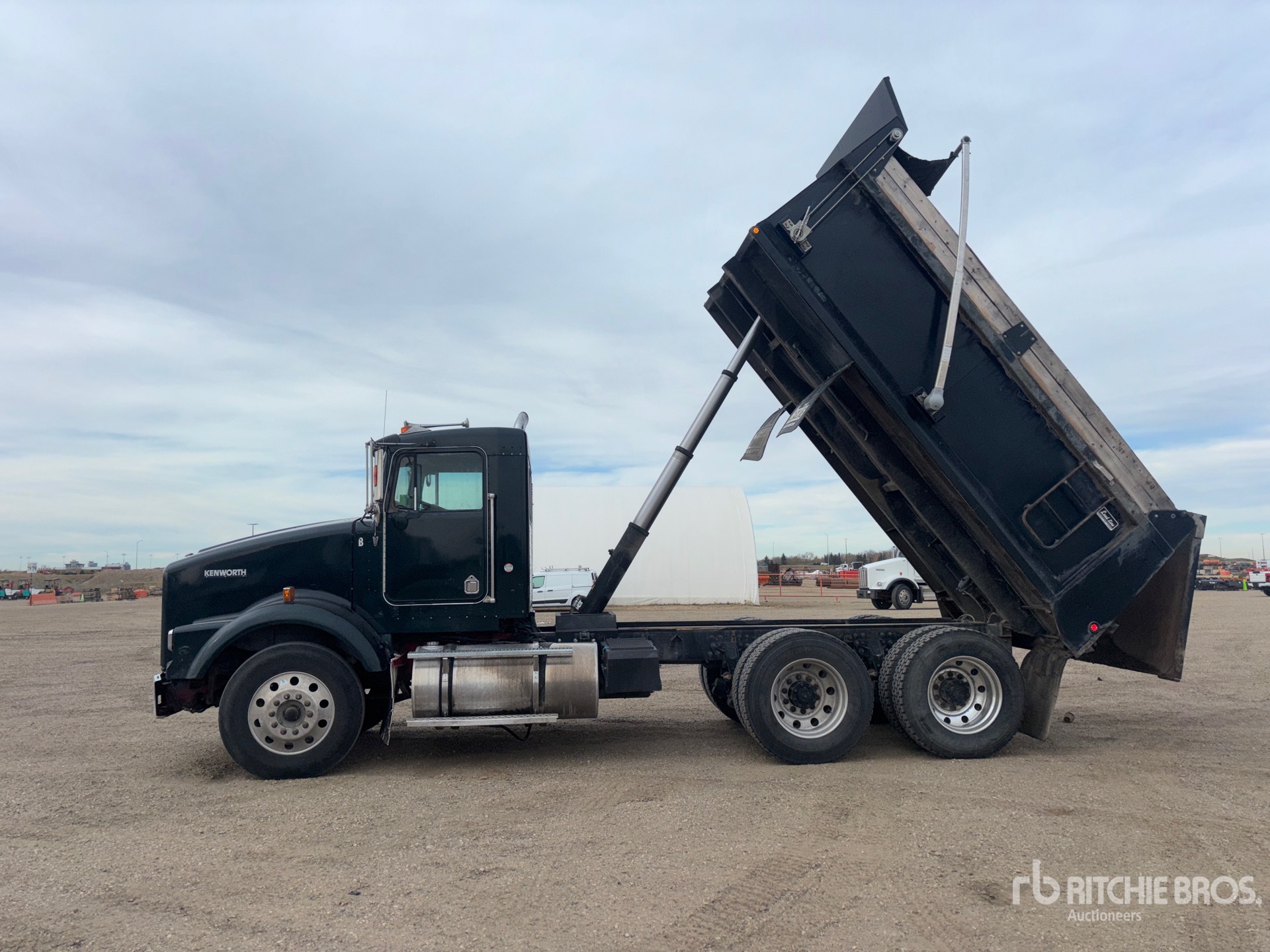 1996 Kenworth T800
