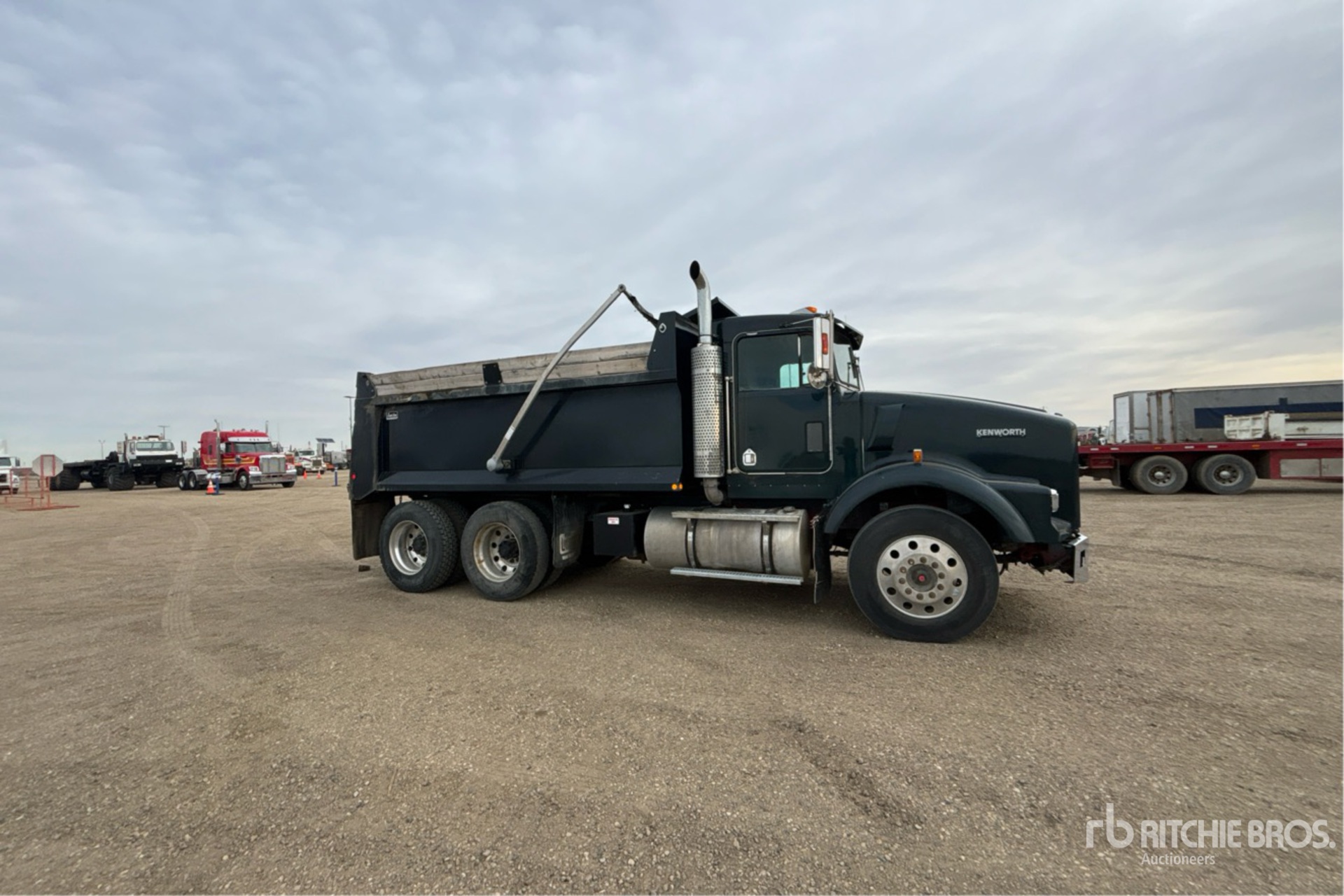 1996 Kenworth T800