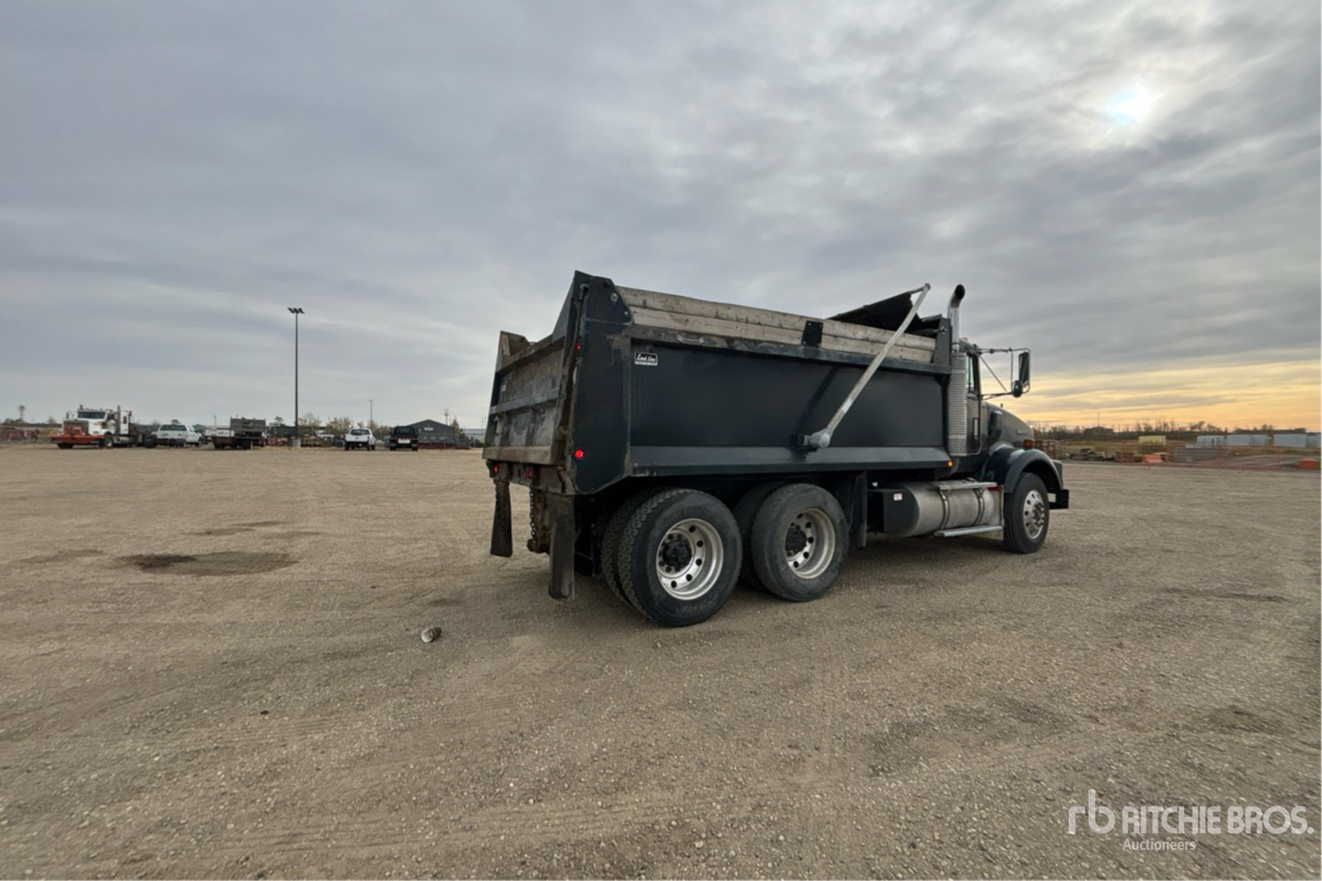 1996 Kenworth T800