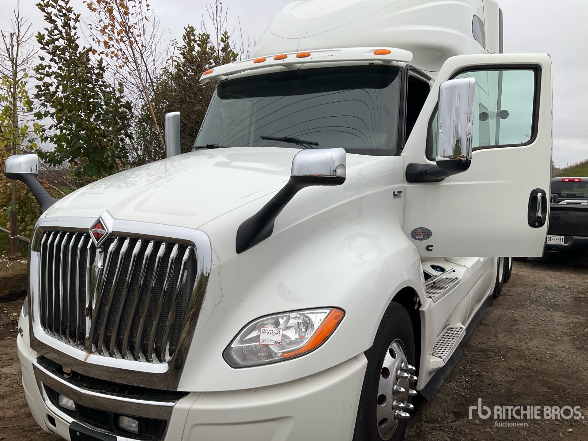2022 International LT625