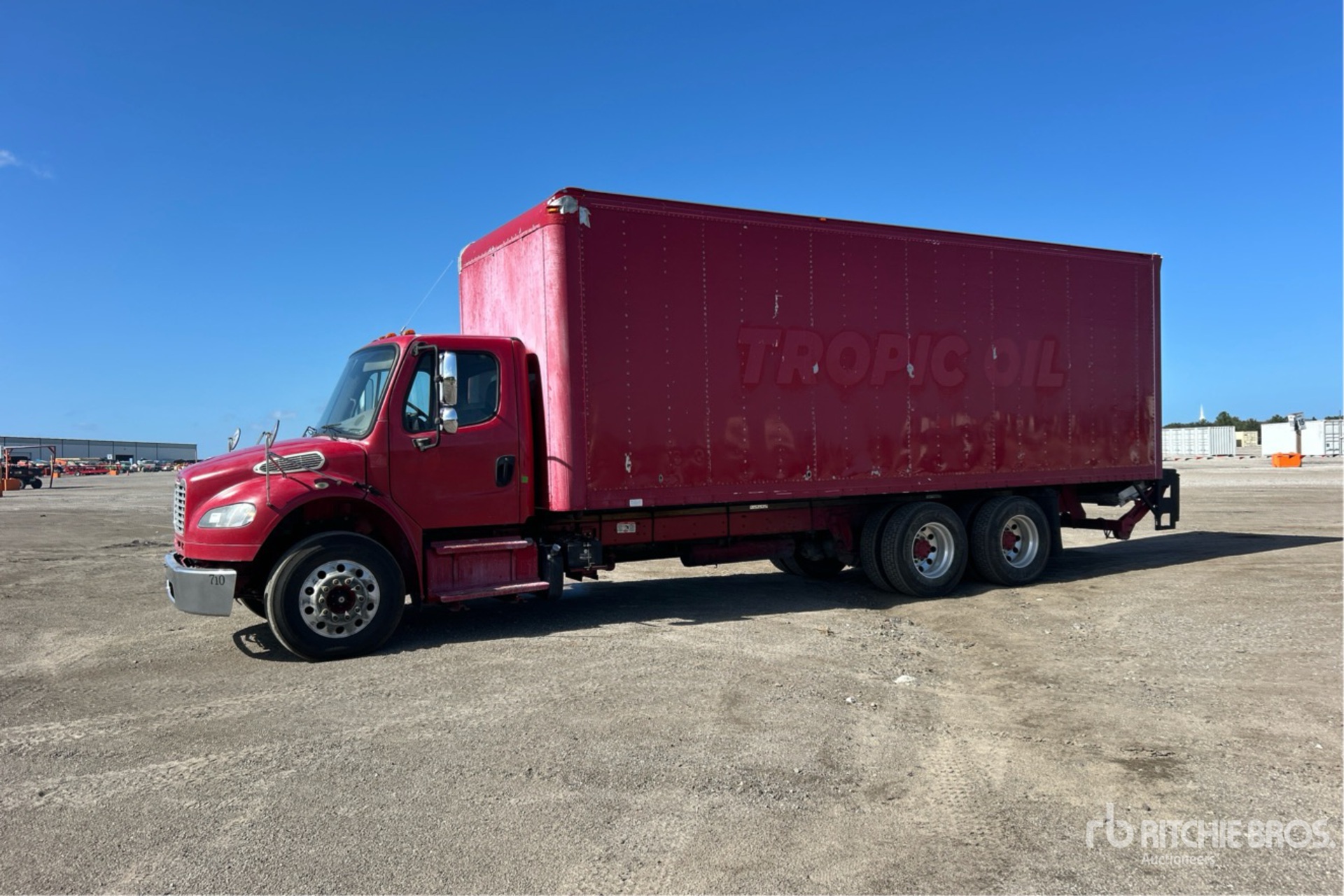 2015 Freightliner M2 106
