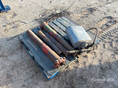 General Appearance with Foto, angolo anteriore sinistro