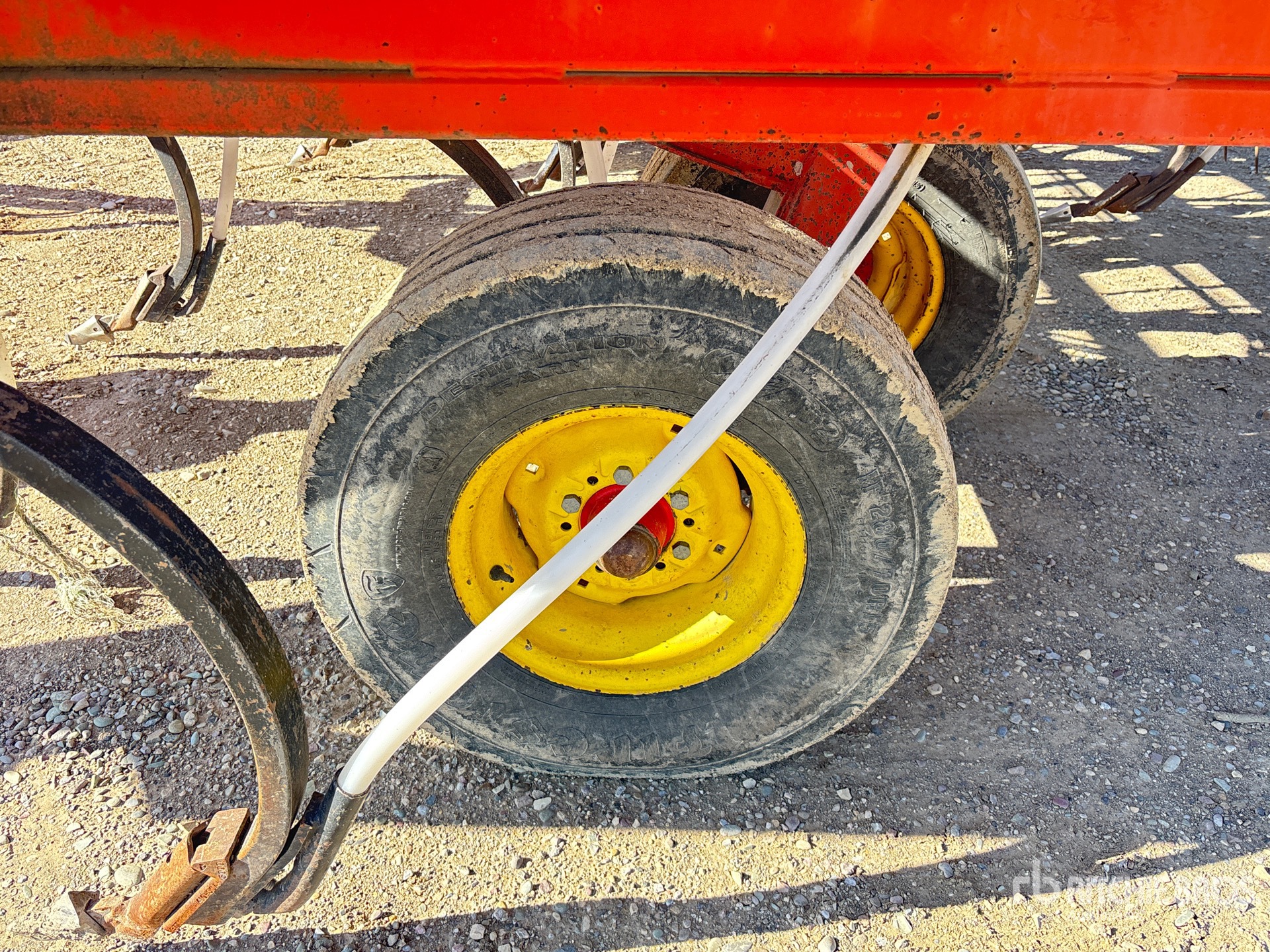 Bourgault 9400