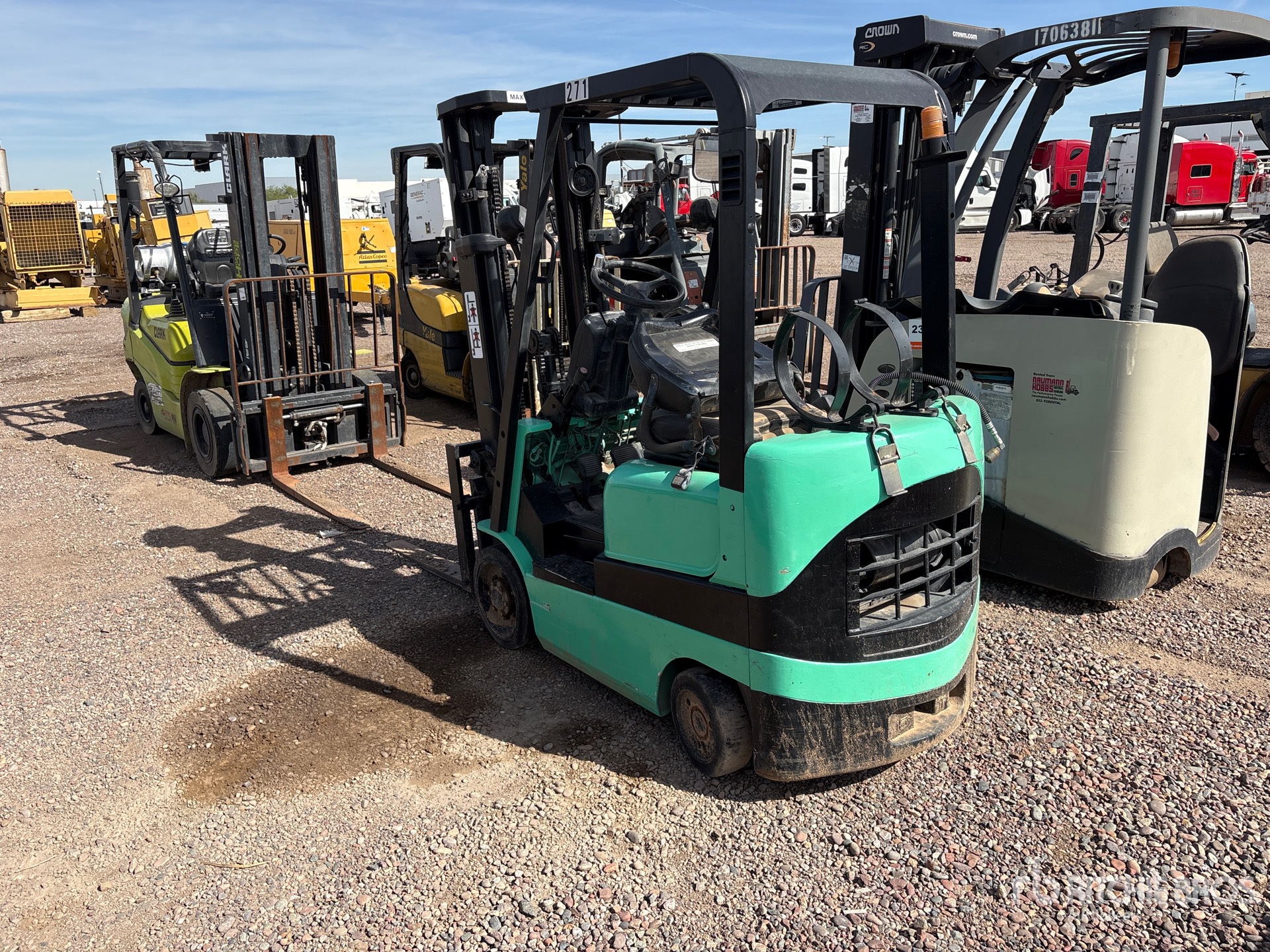 2002 Mitsubishi FGC15K