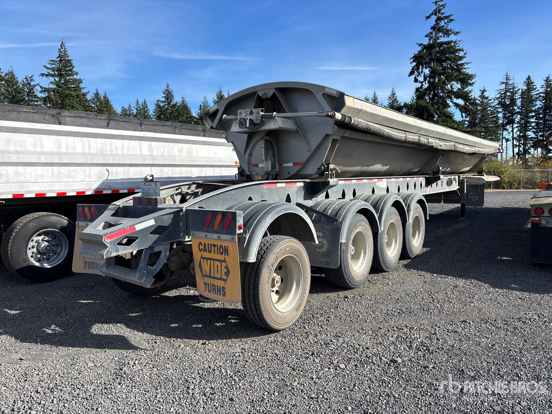 2018 Cross Country 38 FT QUAD/A