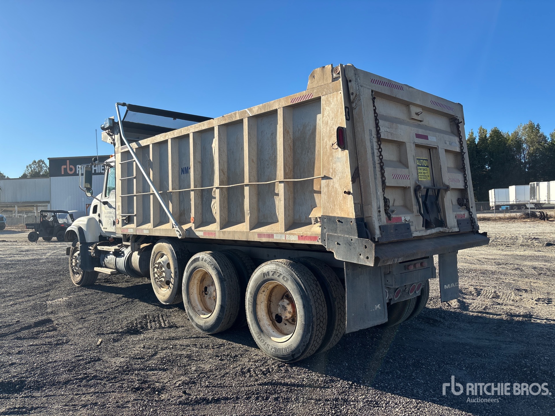 2006 Mack CV713